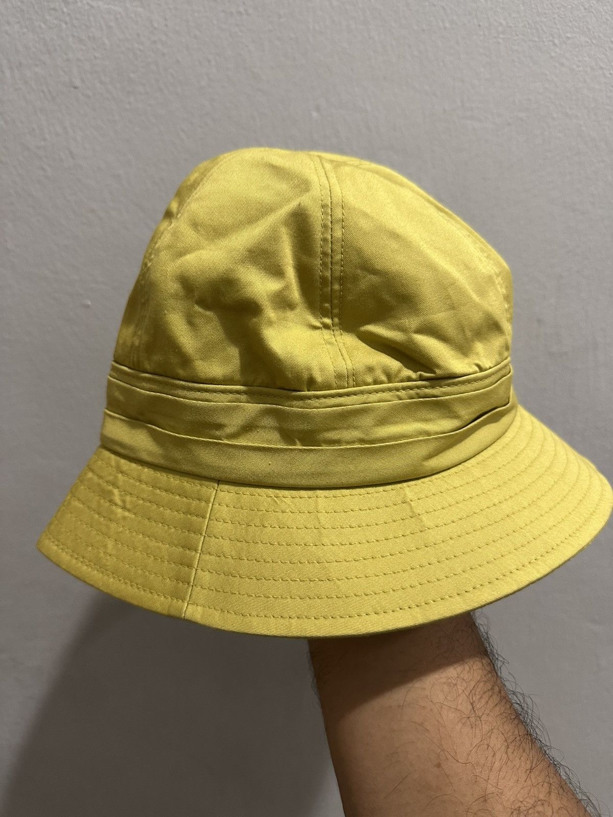 Balenciaga 90’s Balenciaga Golf Bucket Hat Size ONE SIZE - 3 Thumbnail