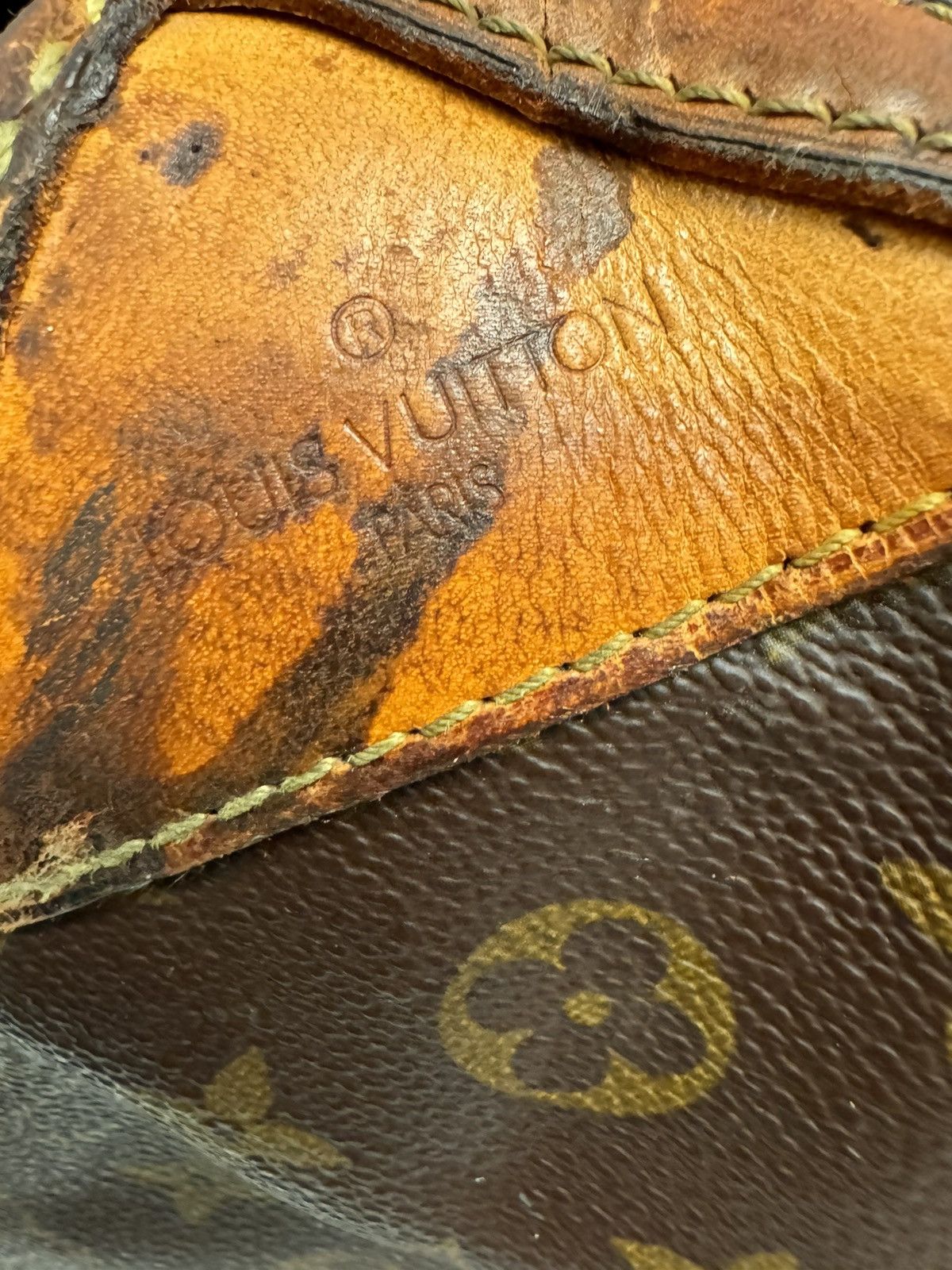 Louis Vuitton Louis Vuitton Paris Vintage 1980’s Suitcase Size ONE SIZE - 12 Thumbnail