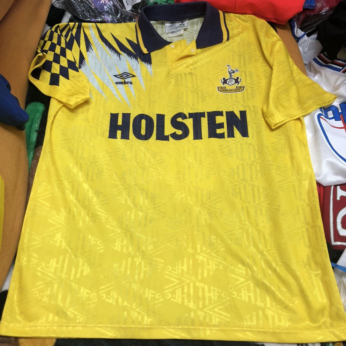 Tottenham Hotspur 91/94 away shirt