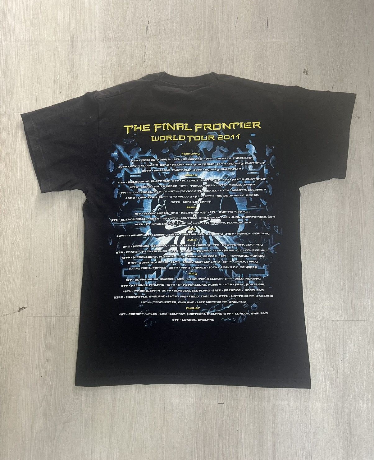 Band Tees Vintage Iron Maiden The Final Frontier World Tour 2011 Size US M / EU 48-50 / 2 - 6 Thumbnail