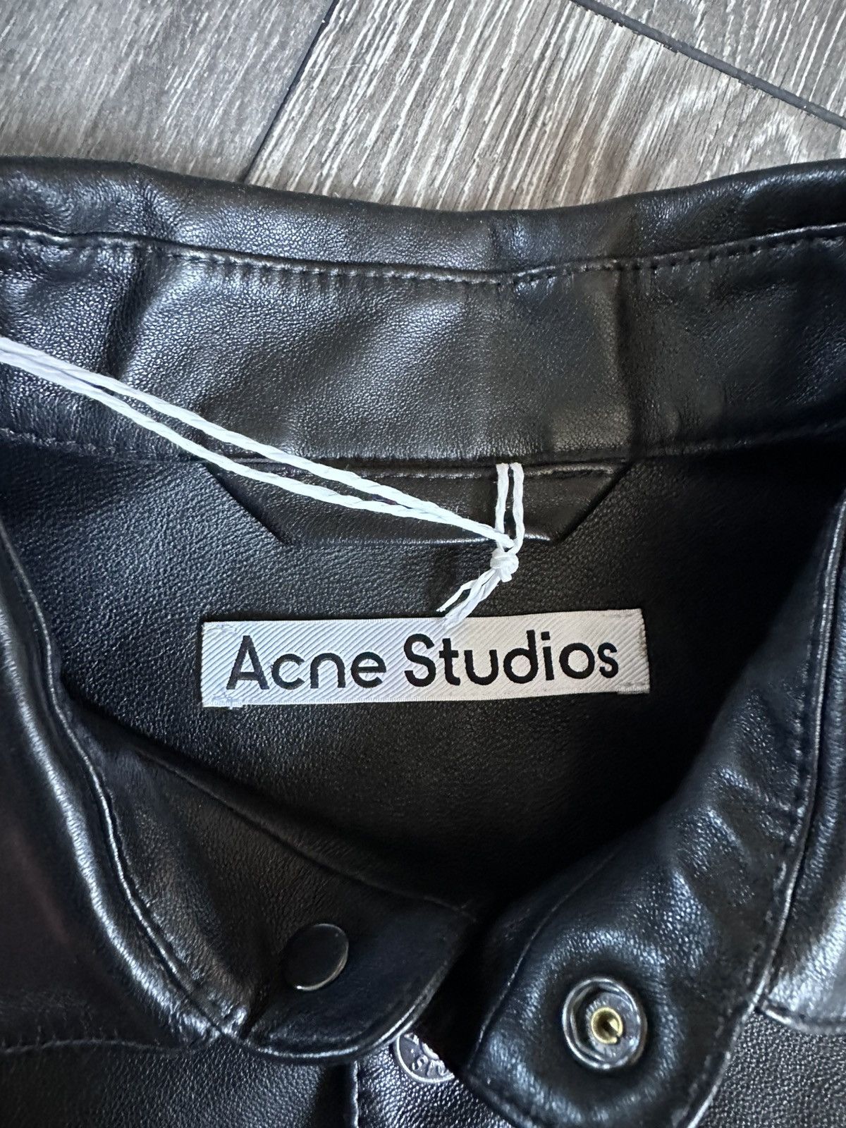 Acne Studios acne studios lamb leather overshirt button up shirt Size US S / EU 44-46 / 1 - 4 Thumbnail