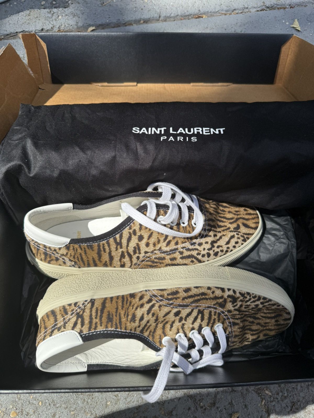 Men's Saint Laurent Paris Low Top Sneakers | Grailed