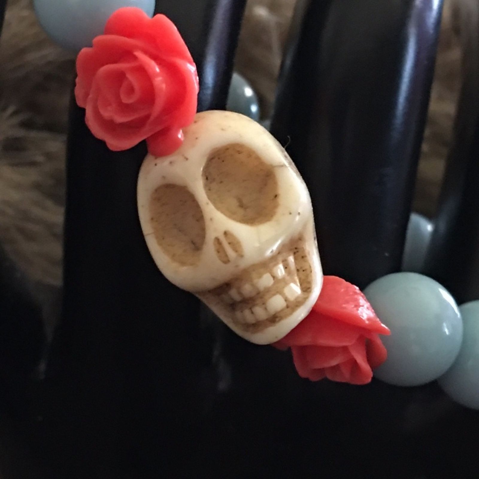 Jewelry Skull and rose “life and death” stretch bracelet Size ONE SIZE - 5 Thumbnail
