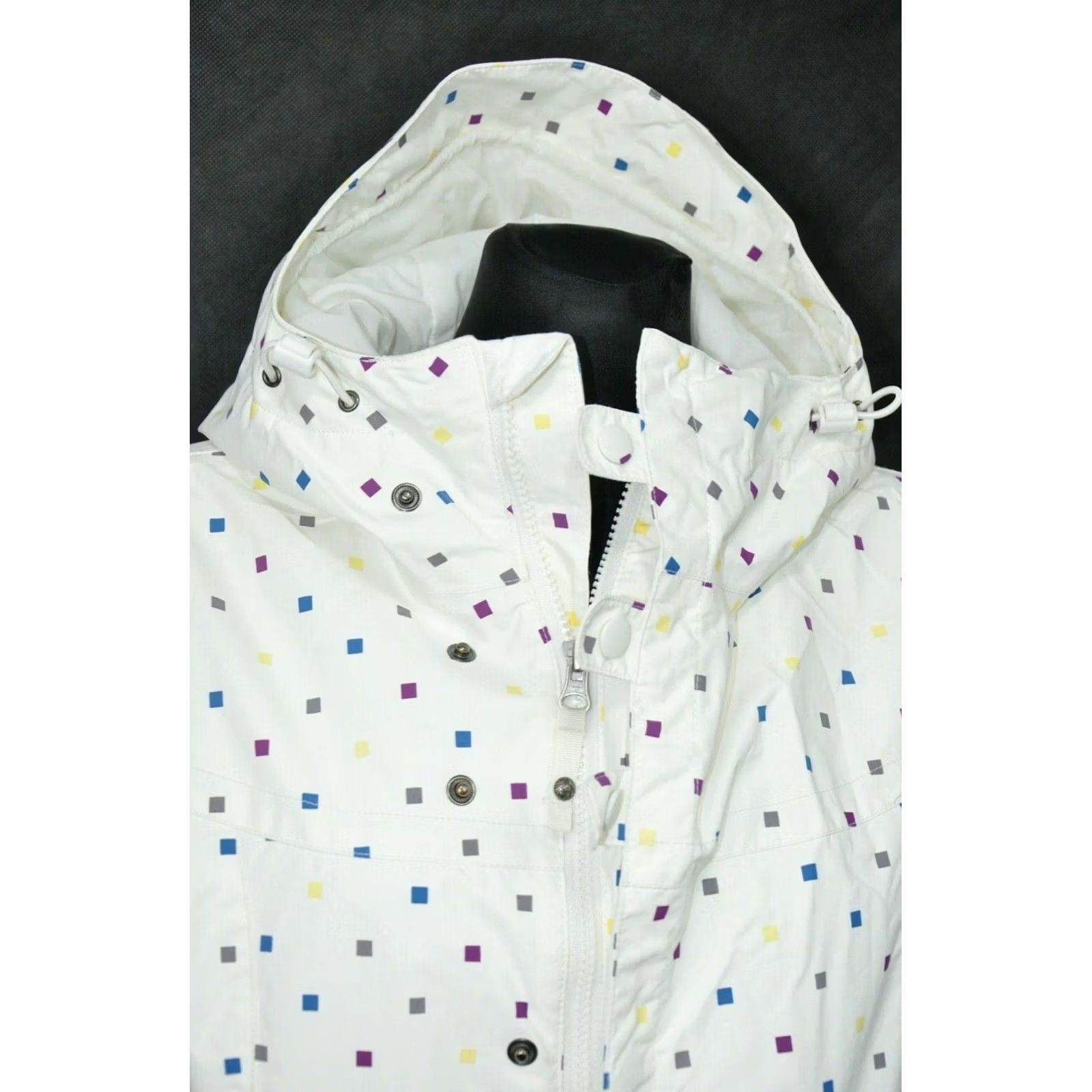 Burton Burton Dryride Snowboard White Jacket M Womens Color White, Nylon, Zip, Ski Jacket, Burton Dry Ride, 100% Nylon, Size M, Womens, 20s, Casual Size M / US 6-8 / IT 42-44 - 4 Thumbnail
