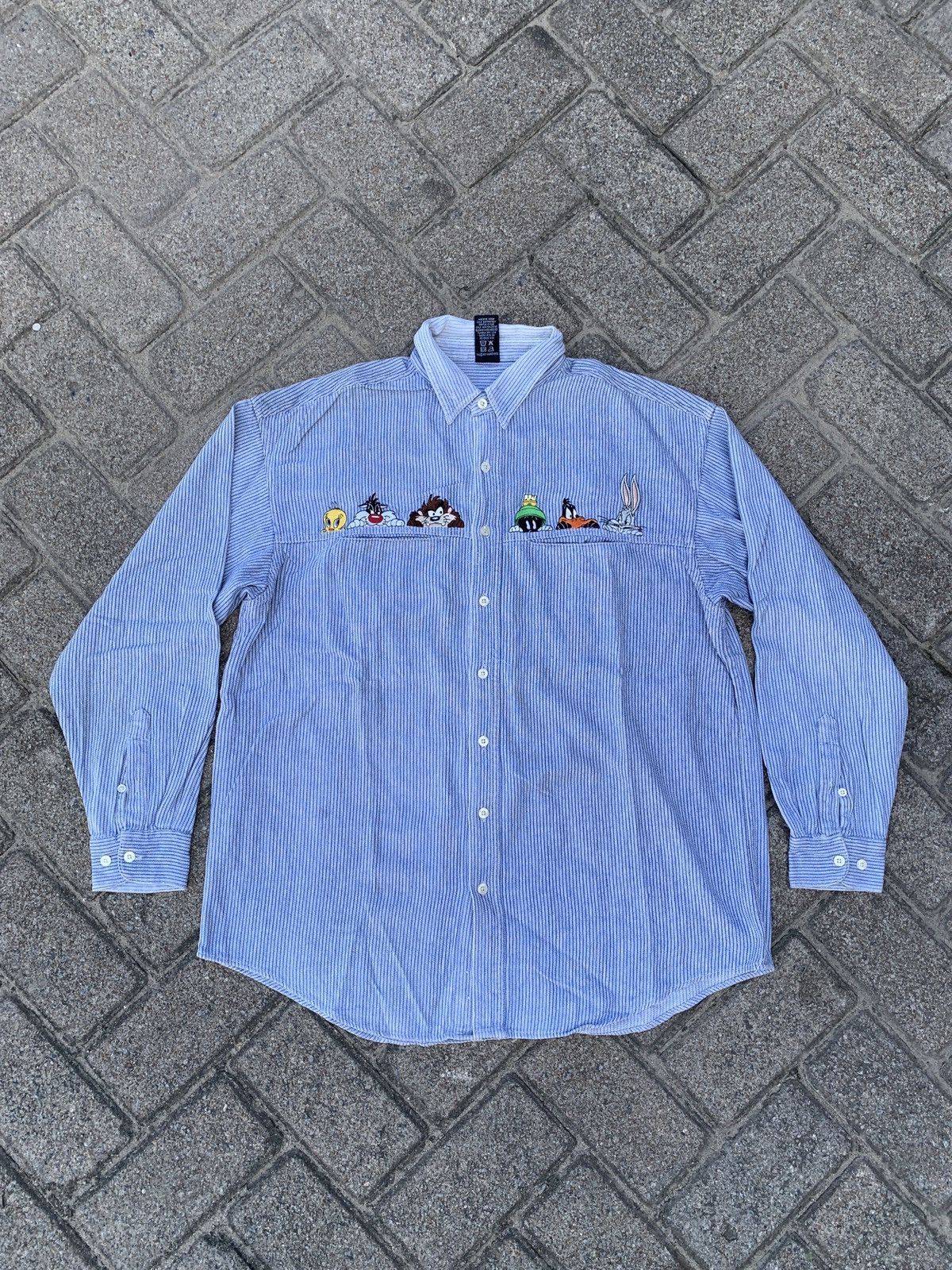 Warner Bros Vintage Warner Bros Button Down Shirt Embroidery Size US L / EU 52-54 / 3 - 1 Thumbnail