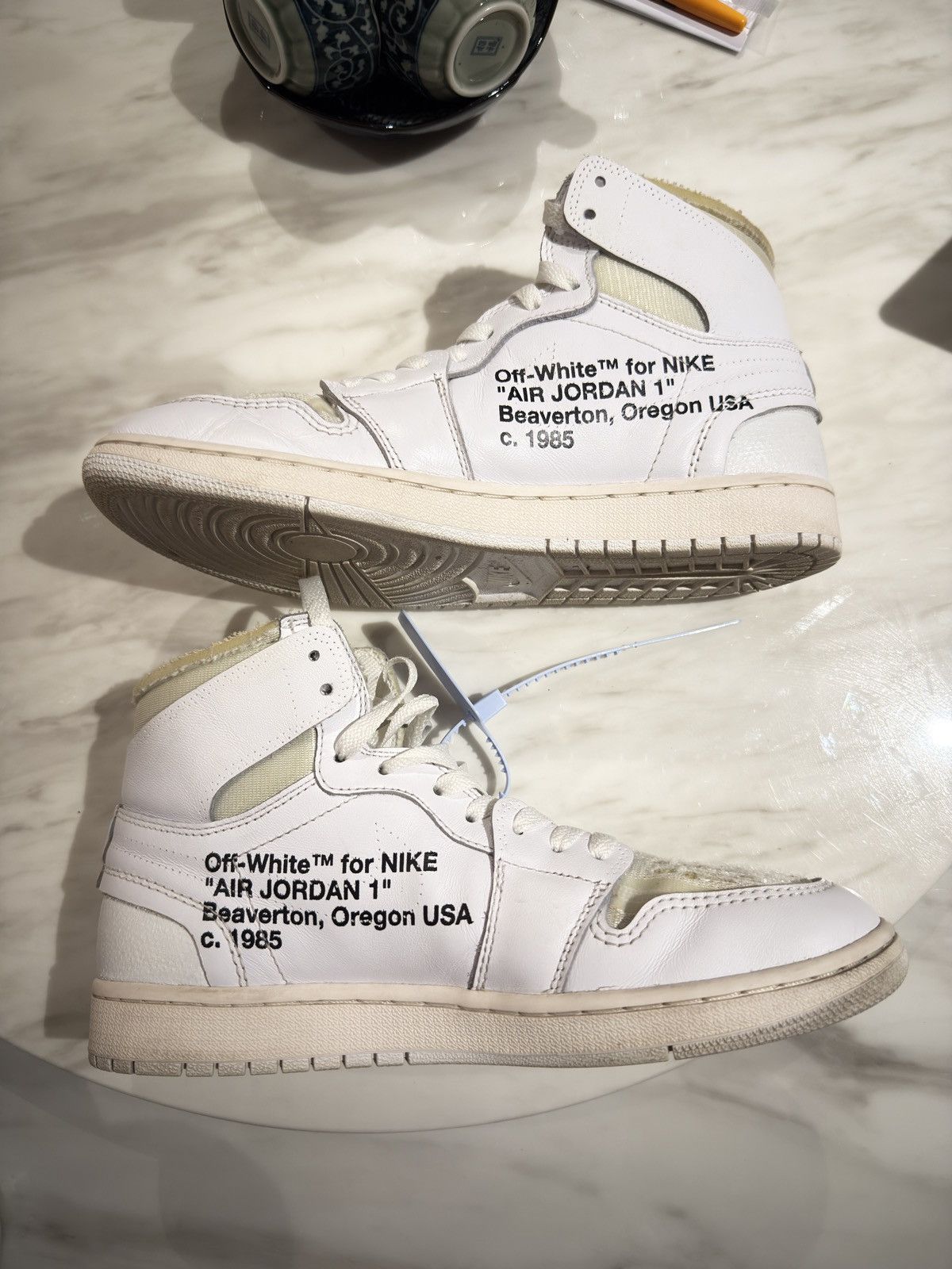 Jordan Brand × Off-White Jordan 1 Off-White Euro Size US 9.5 / EU 42-43 - 2 Thumbnail