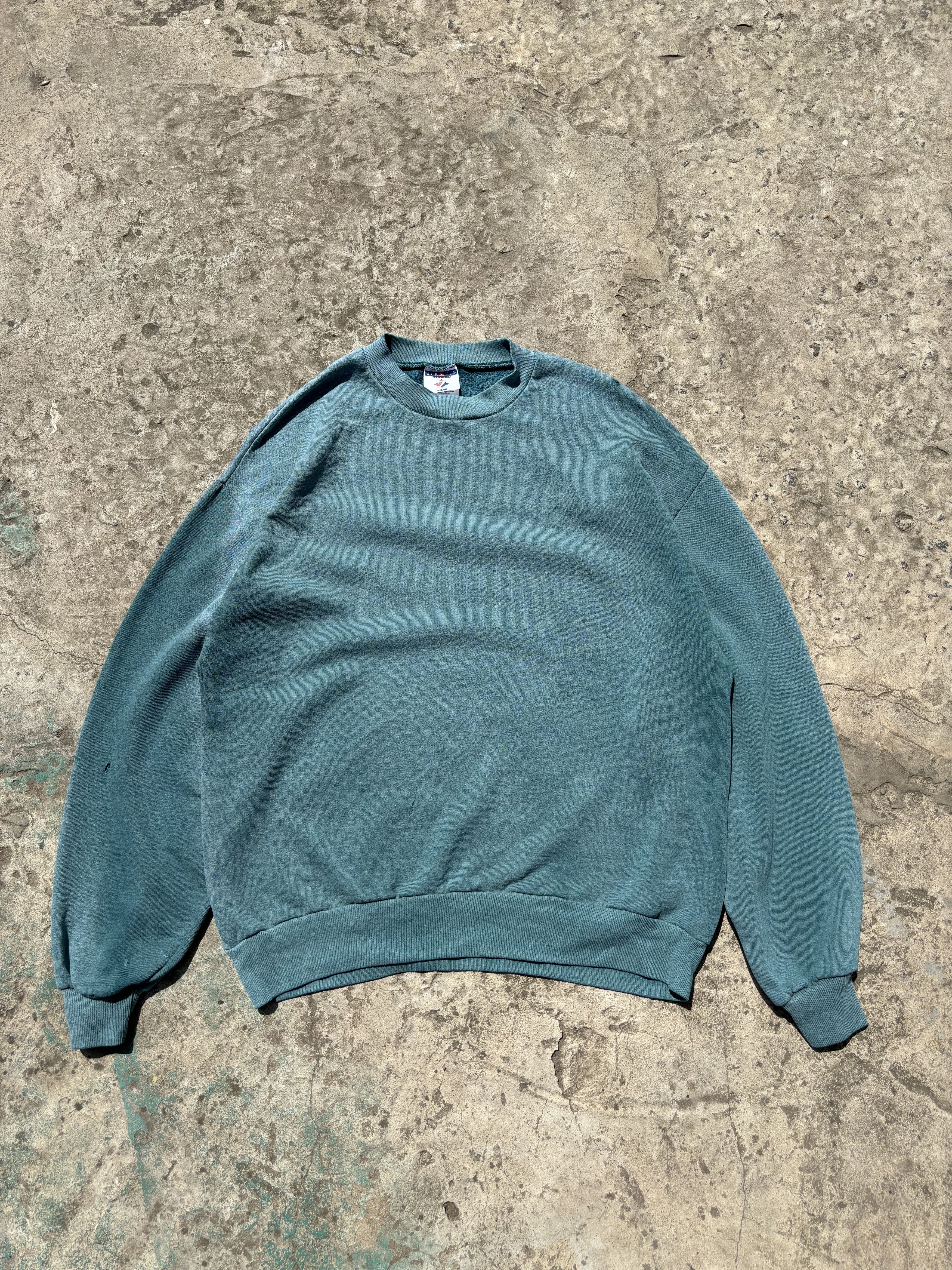 Jerzees Vintage Jerzees Blank Green Sunfaded Sweatshirt Size US L / EU 52-54 / 3 - 1 Thumbnail