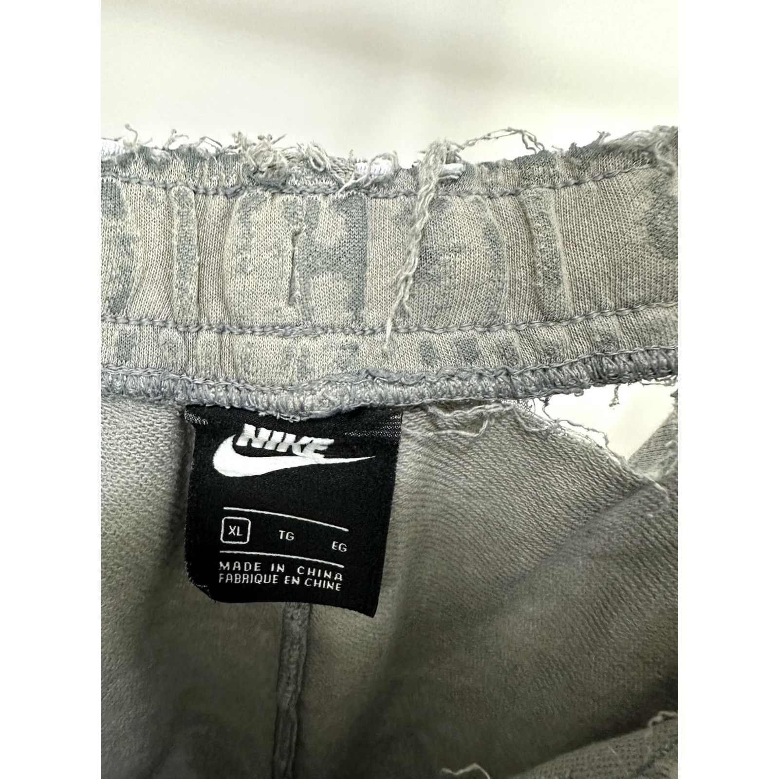 Nike Nike Swoosh Super Thrashed Distressed Worn Faded Soft Shorts XL Gray Mens Shorts XL Distressed NikeSwoosh Thrashed Workwear 90s Theme Mens Size US 36 / EU 52 - 3 Thumbnail
