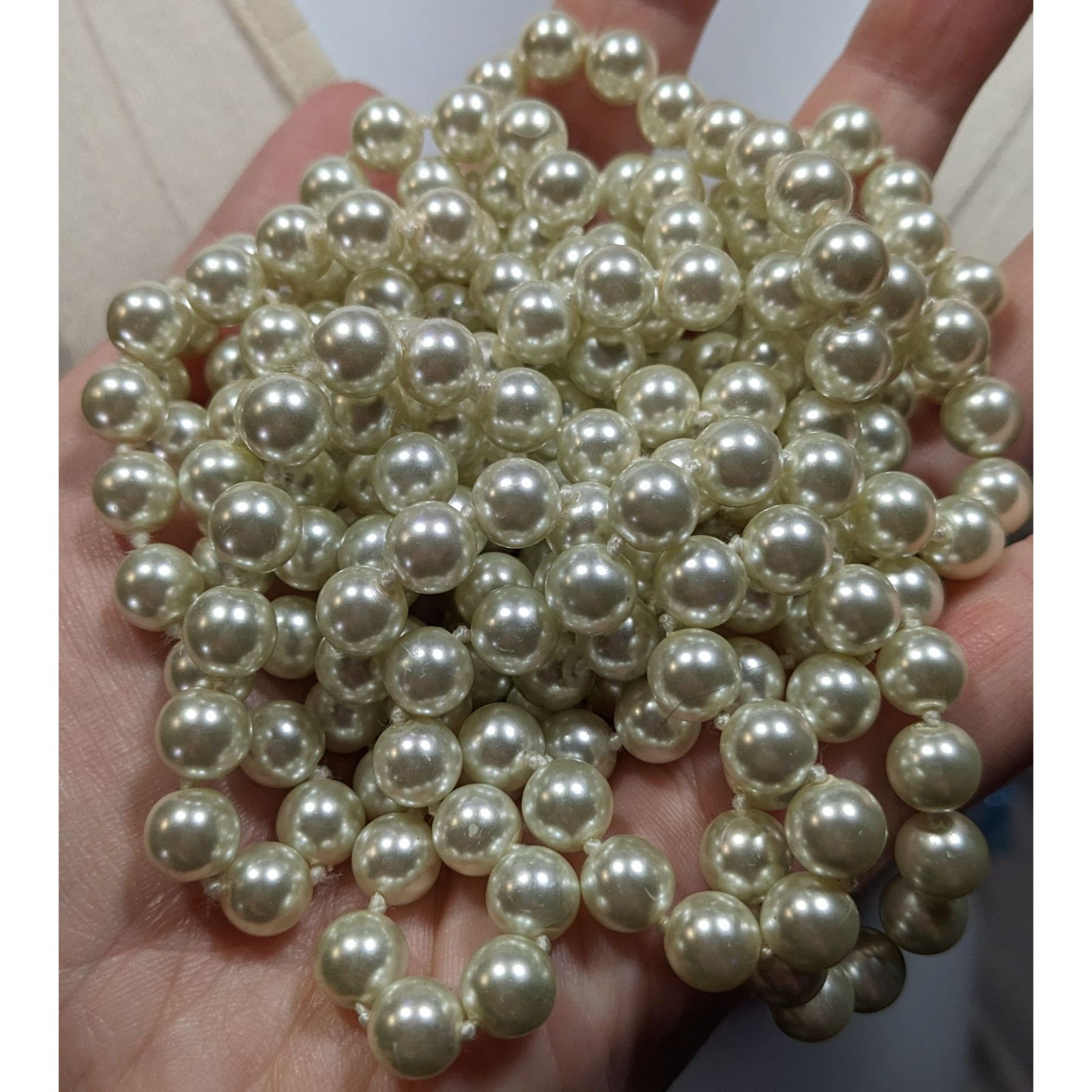 Other Elegant Glam Extra Long Glass Pearl Beaded Necklace Size ONE SIZE - 5 Thumbnail