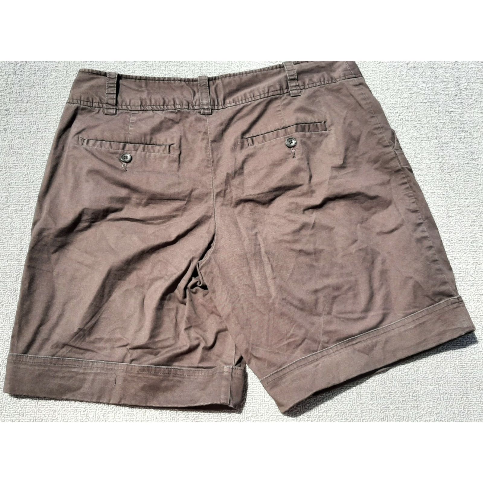 Mossimo VINTAGE Mossimo Supply Co Women’s Shorts Brown Size 12 * tiny snag on back Discounted Size 34" / US 12 / IT 48 - 5 Thumbnail