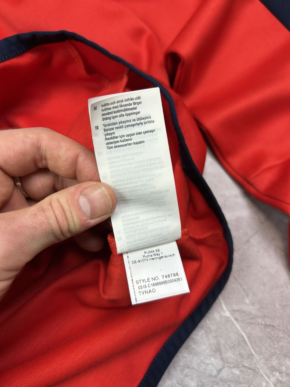 Puma Arsenal Long Sleeve 1/4 Zip Shirt Soccer Jersey Size US M / EU 48-50 / 2 - 8 Thumbnail