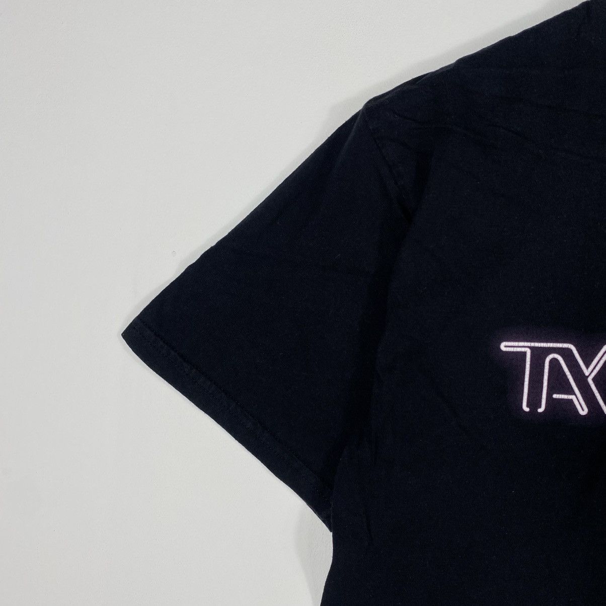 Band Tees TAYLOR SWIFT The 1989 World Tour Graphic Tee Shirt Size US M / EU 48-50 / 2 - 3 Thumbnail