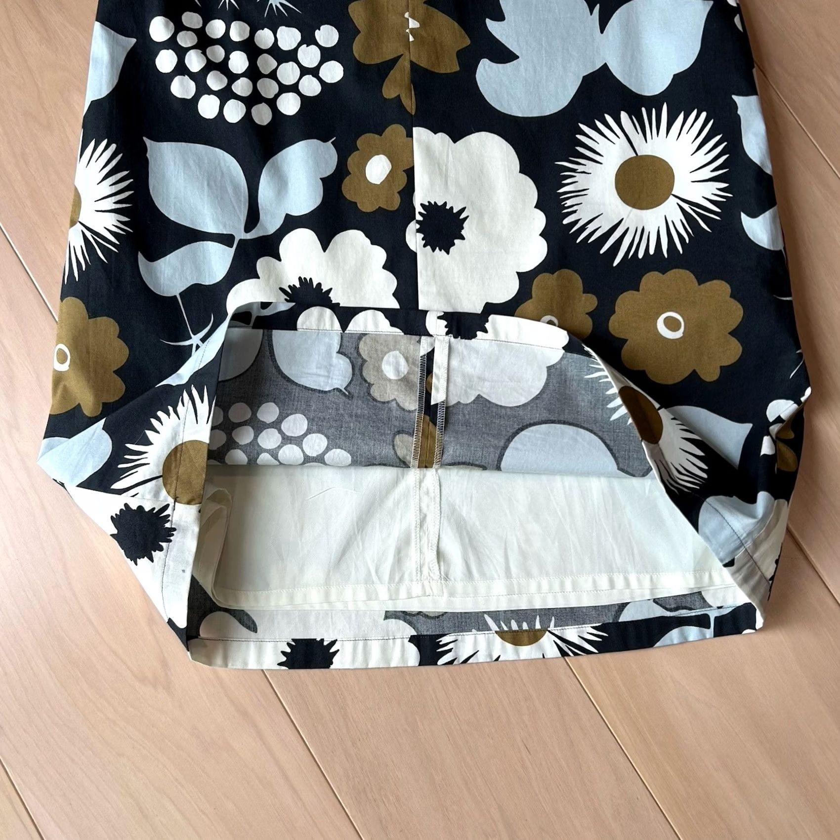 Marimekko VINTAGE Marimekko Floral One Piece Dress Short Sleeve Knee Length Women’s 32 Size 24" / US 00 / IT 34 - 4 Thumbnail