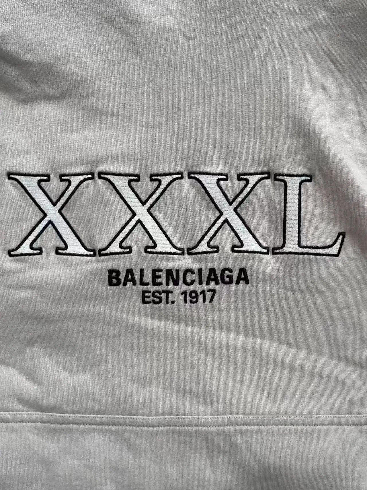 Balenciaga balenciaga logo oversized long sleeve sweatshirt. Size US M / EU 48-50 / 2 - 3 Thumbnail