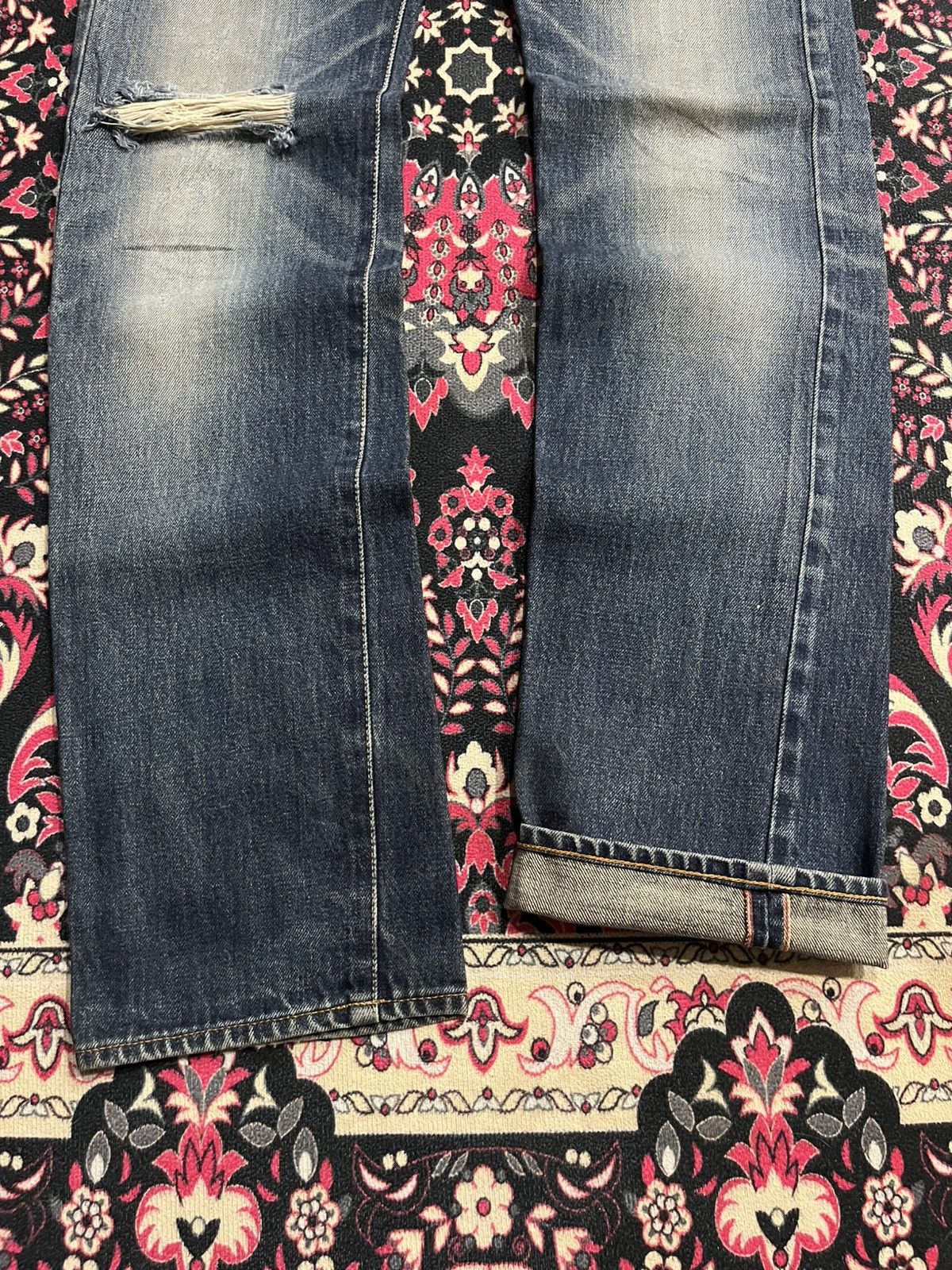 Paul Smith Red Ear Paul Smith Red Ear Distressed Selvedge Blue Washed Jeans Size US 30 / EU 46 - 10 Thumbnail
