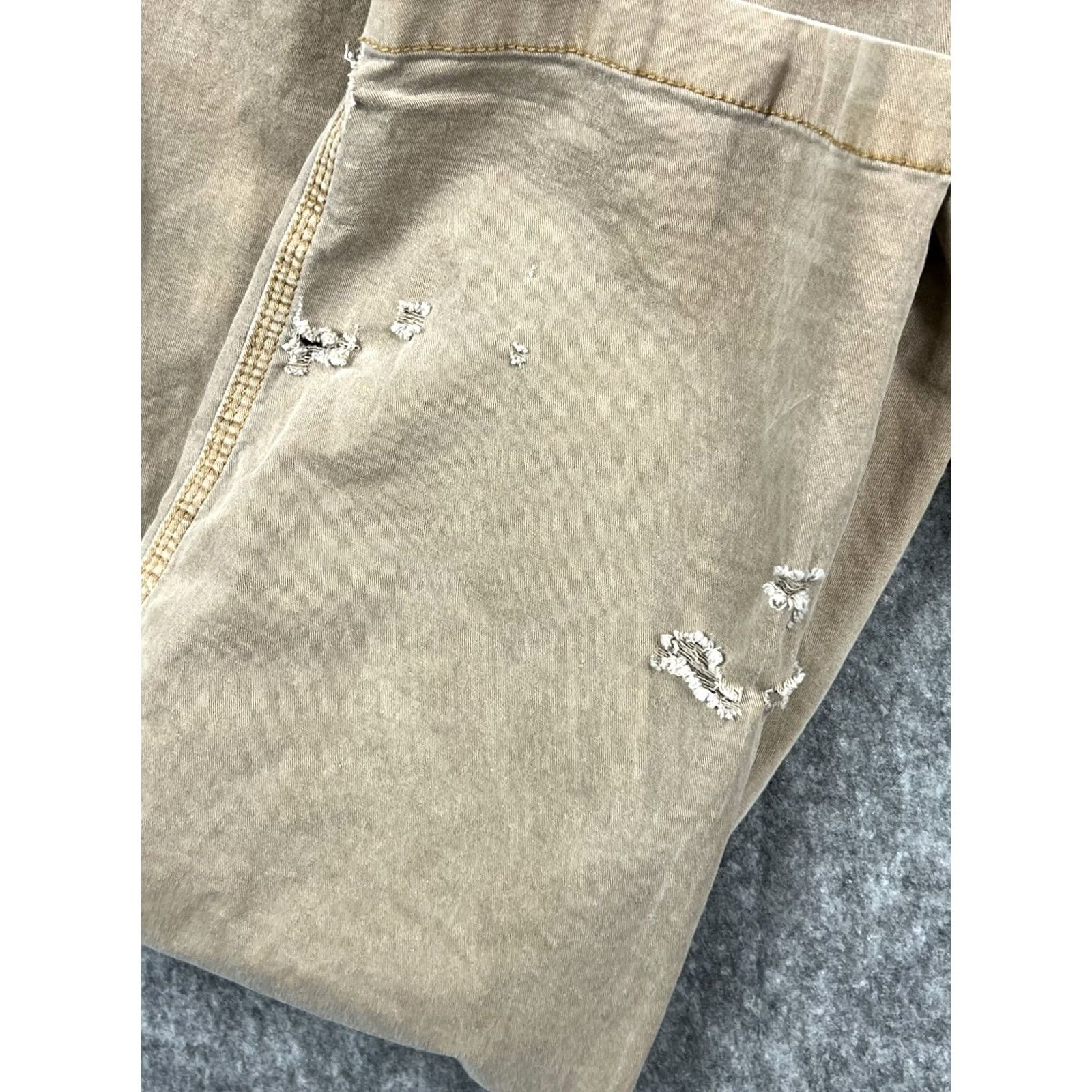 Old Navy Old Navy Men’s OG Chino Straight Leg Stretch Flat Front Khaki Pants L Regular Beige 90s Preppy Mens Pants Size US 33 - 7 Thumbnail