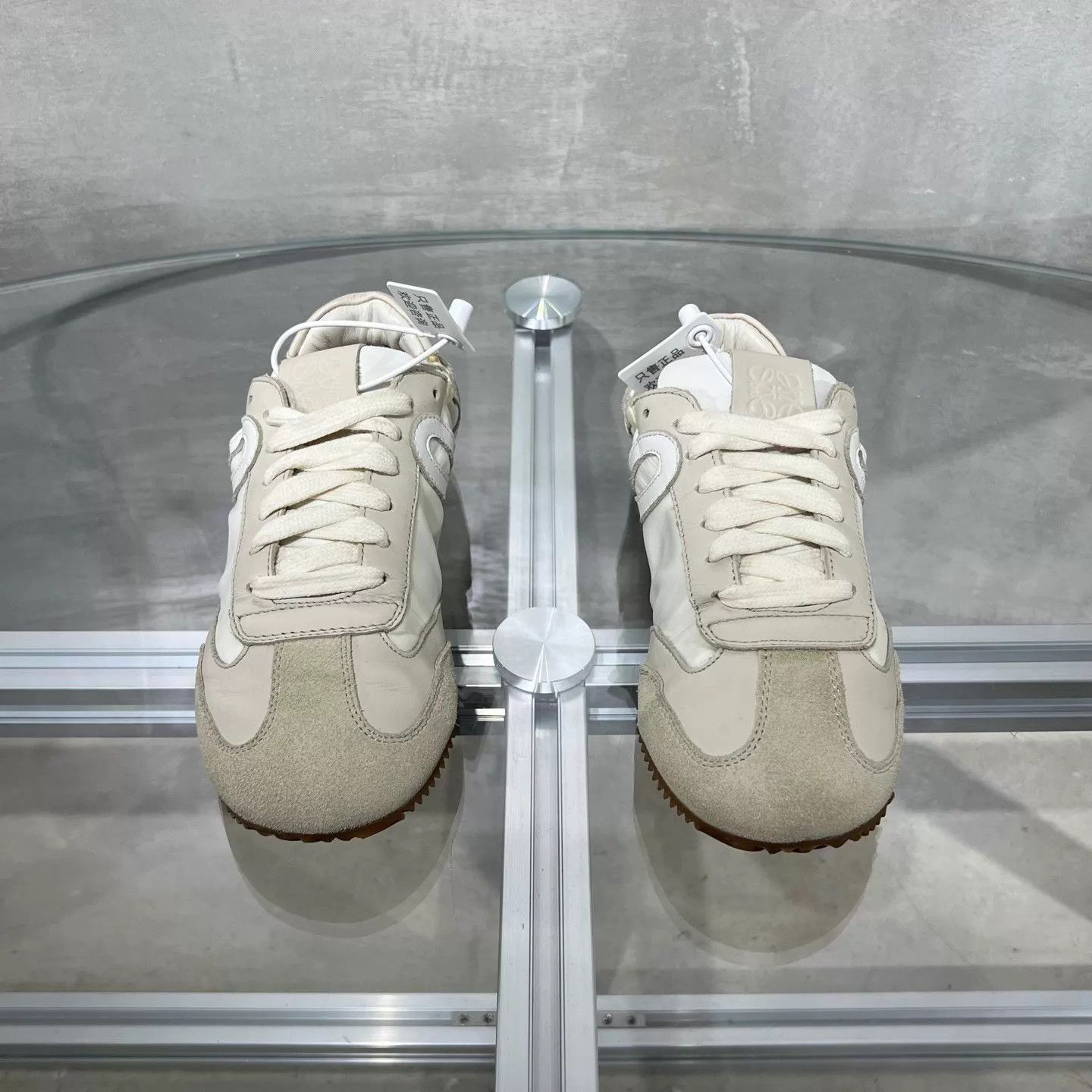 Loewe Loewe Off-White Sneakers Women's 35 Size US 4.5 / IT 34.5 - 1 Thumbnail