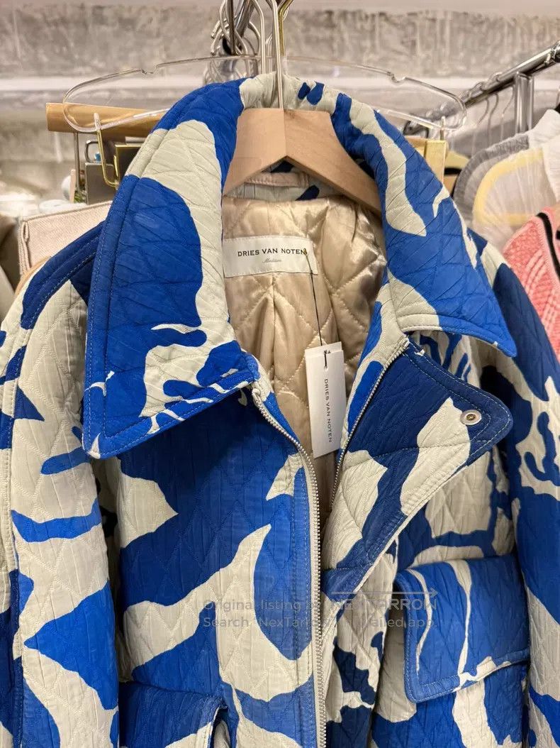 Dries Van Noten Dries Van Noten Blue and White Porcelain Print Cotton Padd Size US M / EU 48-50 / 2 - 2 Thumbnail