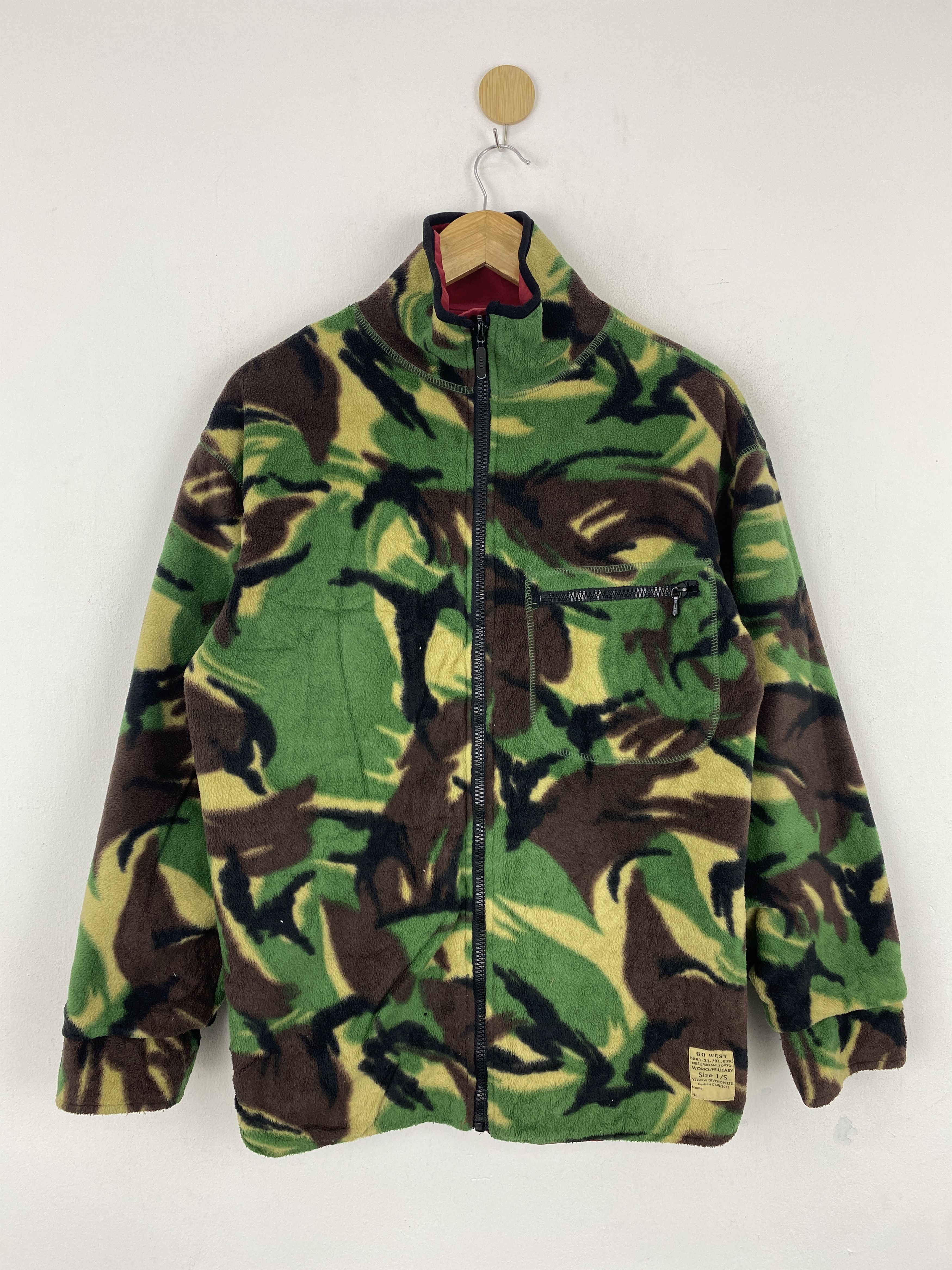 Japanese Brand Vintage Japanese Brand Camouflage Reversible Jacket J1898 Size US S / EU 44-46 / 1 - 1 Thumbnail