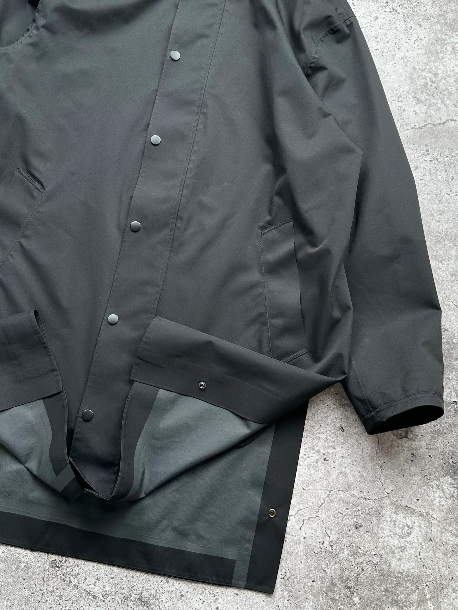 Japanese Brand Vintage Waterproof Coat C146(V117)E8 Size US M / EU 48-50 / 2 - 4 Thumbnail