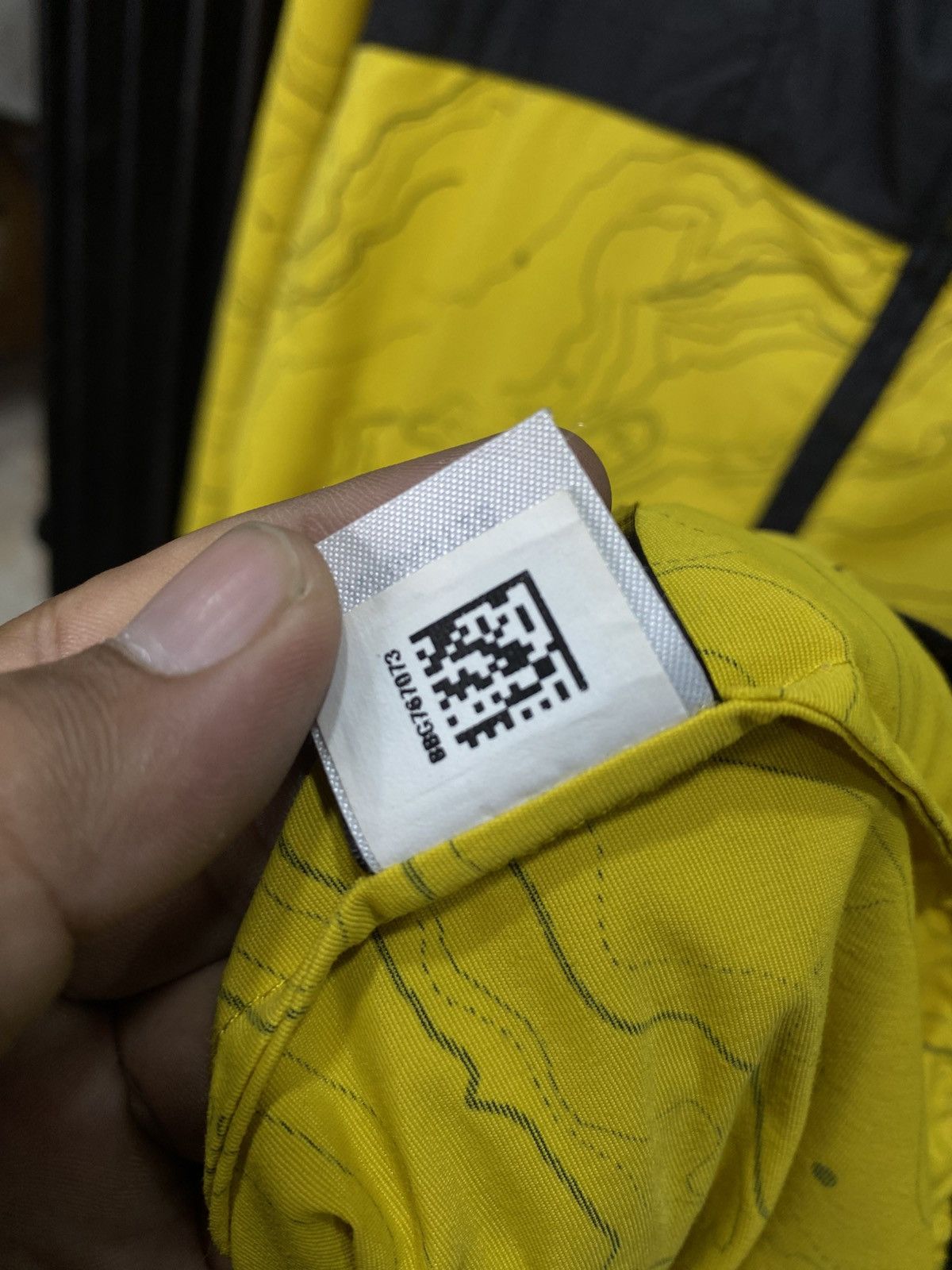 The North Face The north face x UO Fanorak jacket yellow black topography Size US M / EU 48-50 / 2 - 5 Thumbnail