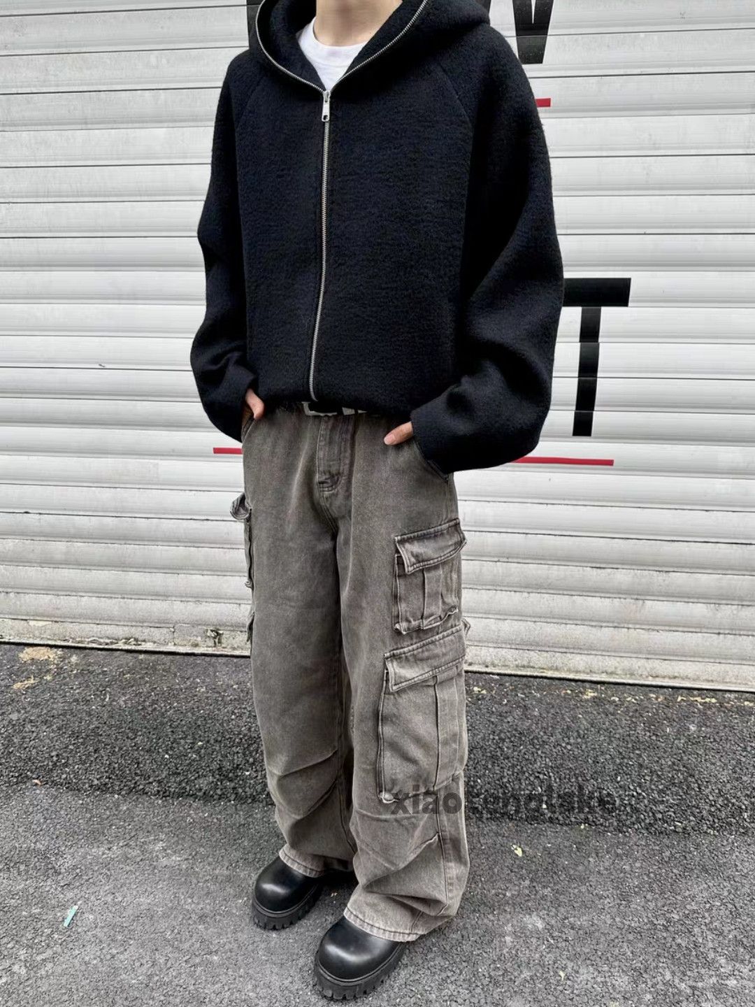 Jean Unisex outdoor utility loose baggy skate cargo jeans Size US 32 / EU 48 - 2 Thumbnail