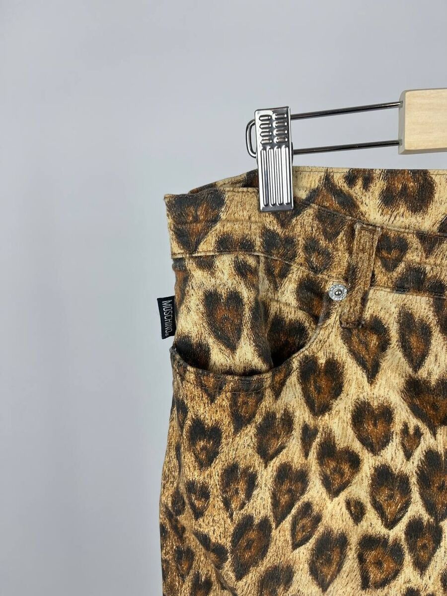 Moschino × Vintage Vintage Moschino Jeans Leopard Heart Print Jeans (0313) Size 24" / US 00 / IT 34 - 5 Thumbnail