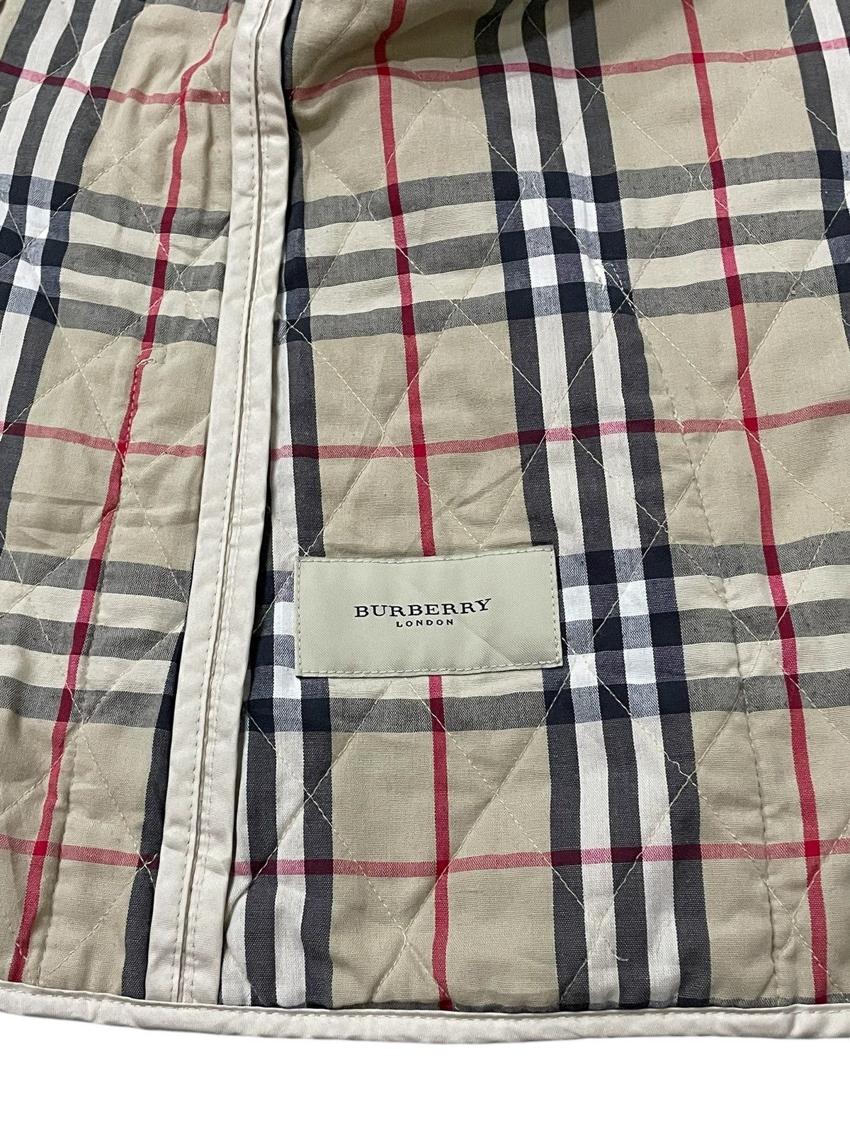 Burberry Burberry London Nova Check Quilted Liner Jacket England Made Size US M / EU 48-50 / 2 - 12 Thumbnail