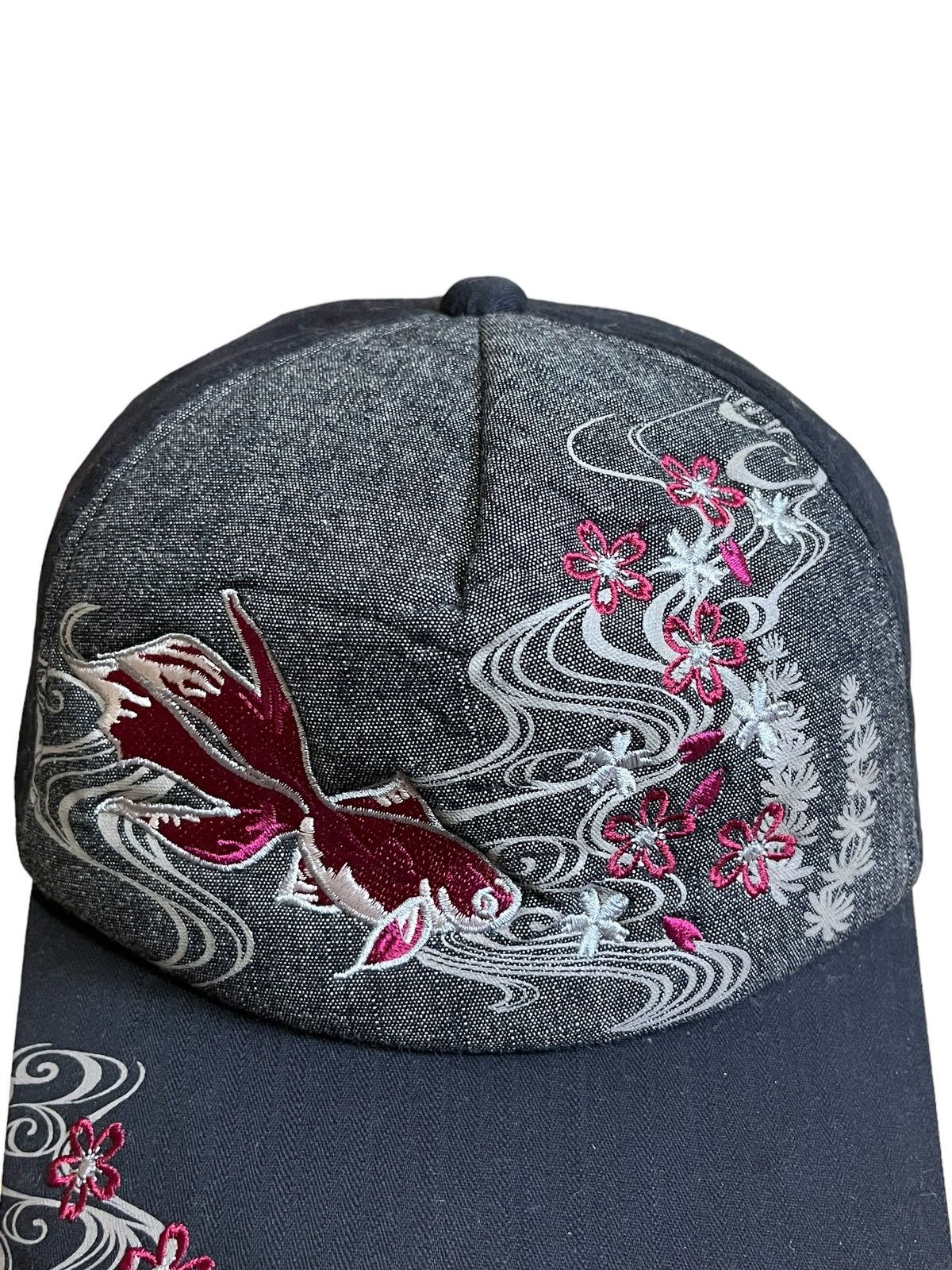 Japanese Brand JAPANESE CULT SUKAJAN GOLD FISH ELIMENT EMBROIDERY HAT/CAP Size ONE SIZE - 2 Thumbnail