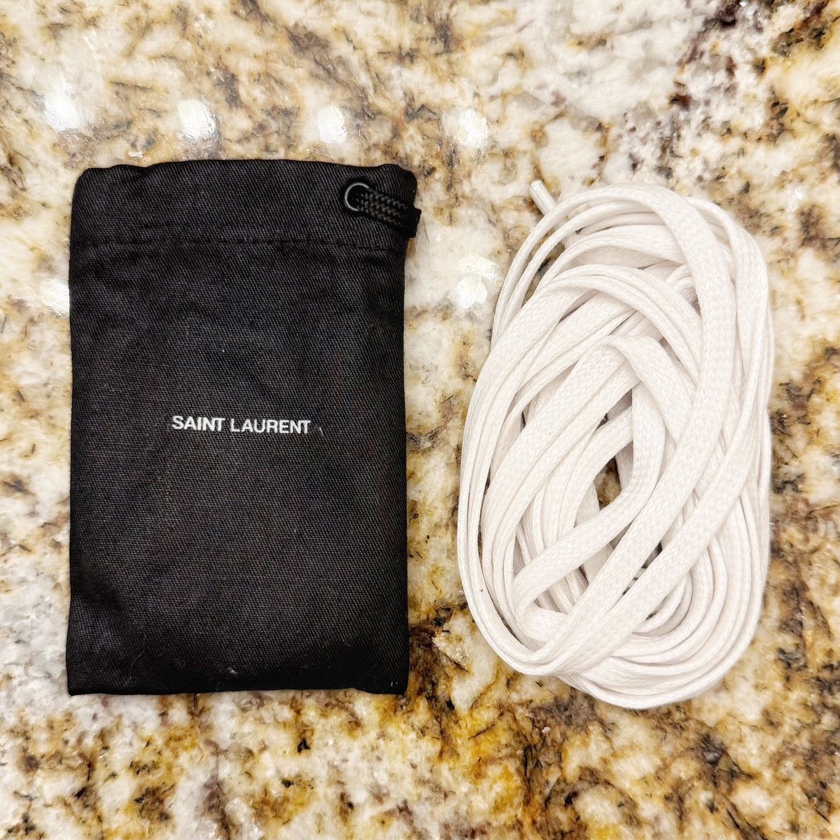 Saint Laurent Paris SL/10H HIGH TOP WHITE+RED Size US 9 / EU 42 - 8 Thumbnail
