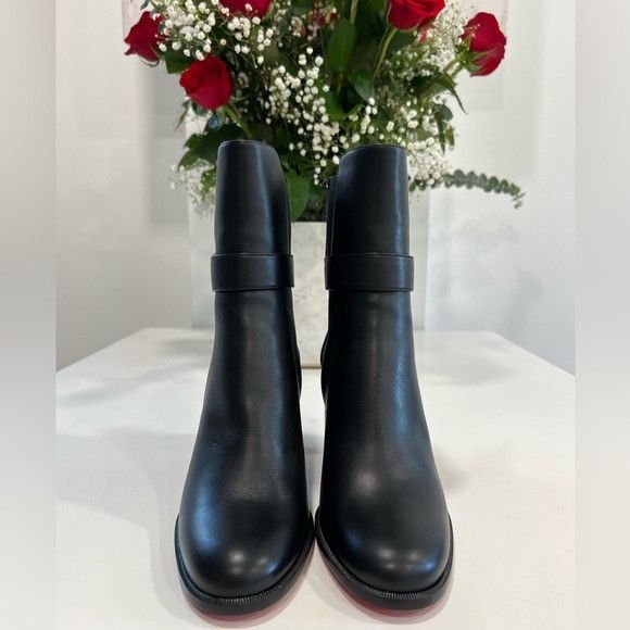 CHRISTIAN LOUBOUTIN Leather CL Buckle Red Sole Chelsea Boots