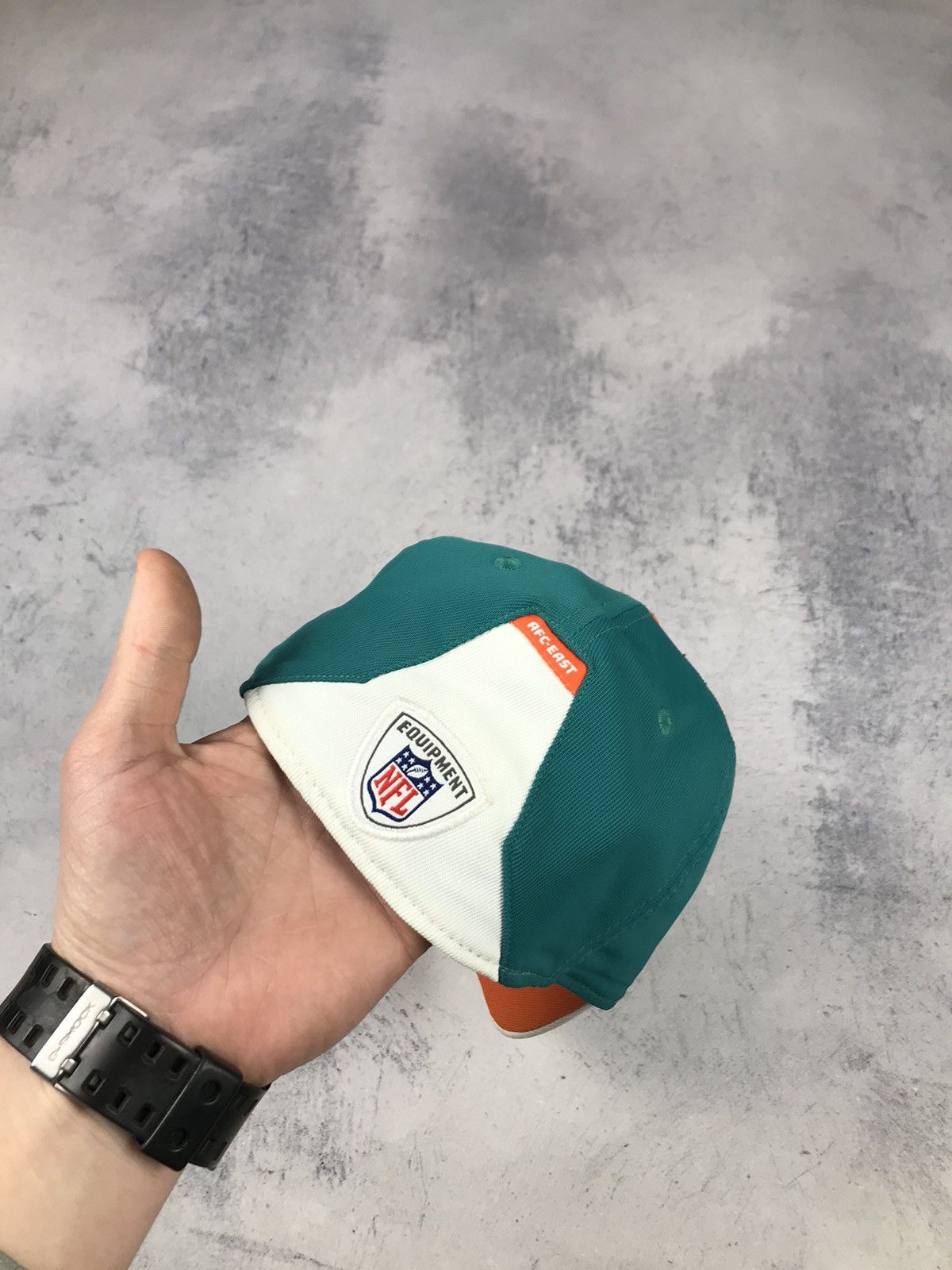 NFL × Reebok × Vintage Vintage Miami Dolphins Reebok Equipment NFL Cap Size ONE SIZE - 8 Thumbnail