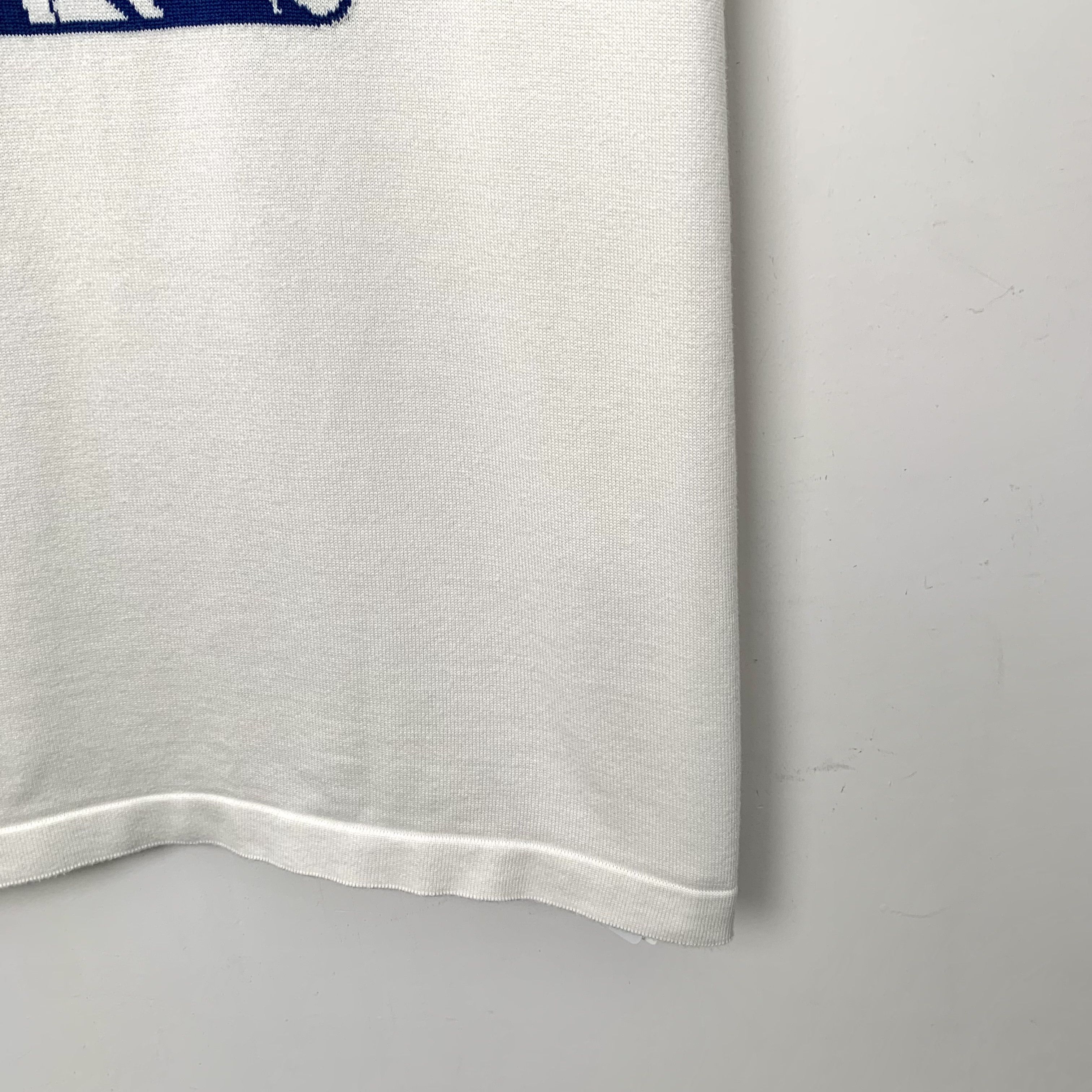 Louis Vuitton Louis Vuitton Tee – White Logo Cotton (Size L) Size L / US 10 / IT 46 - 5 Thumbnail