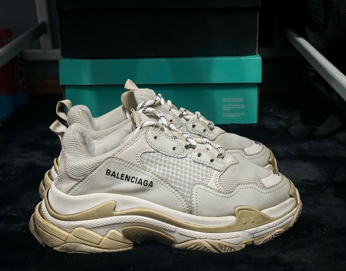 Balenciaga Balenciaga Triple S – Size 39 – heavily used / for restorati Size US 8.5 / IT 38.5 - 2 Thumbnail
