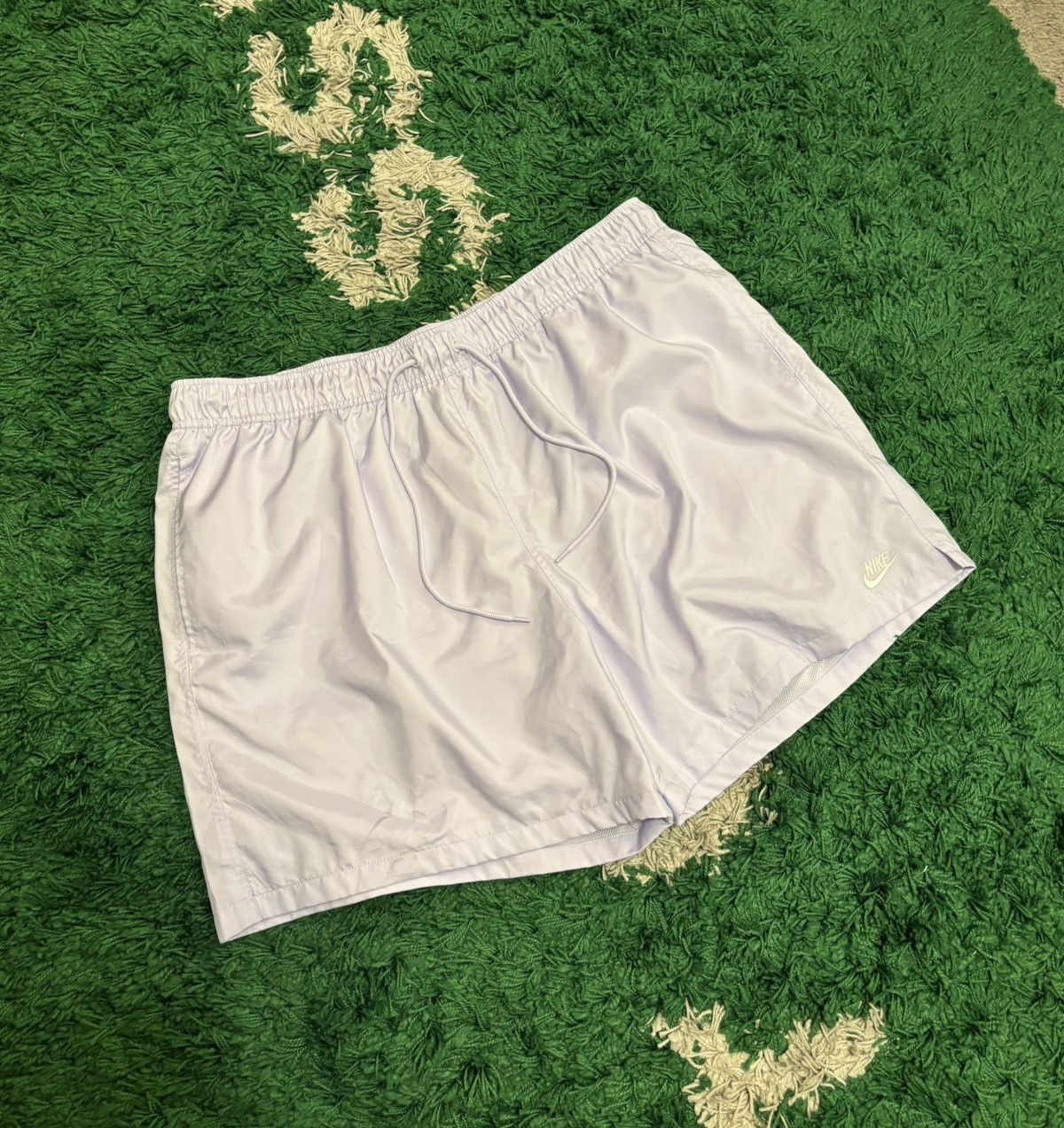 Nike Nike Water Shorts (Light Purple) Size US 38 / EU 54 - 2 Thumbnail