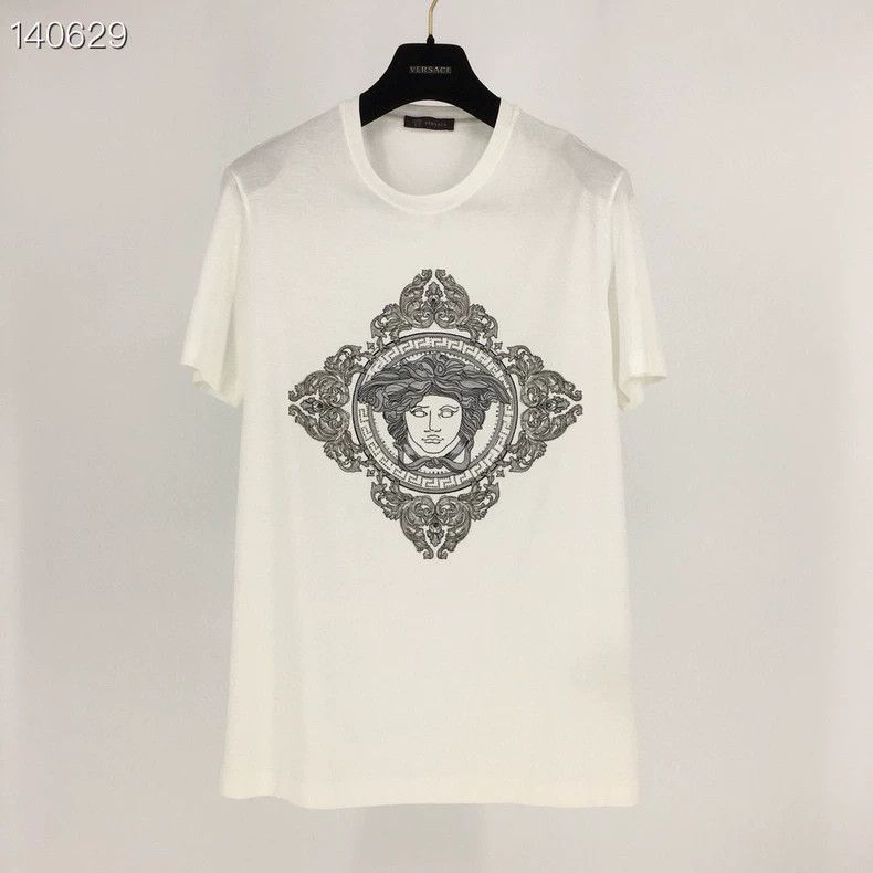 Versace Versace Heavy embroidered crystal figure short sleeve T-sh Size US L / EU 52-54 / 3 - 1 Thumbnail