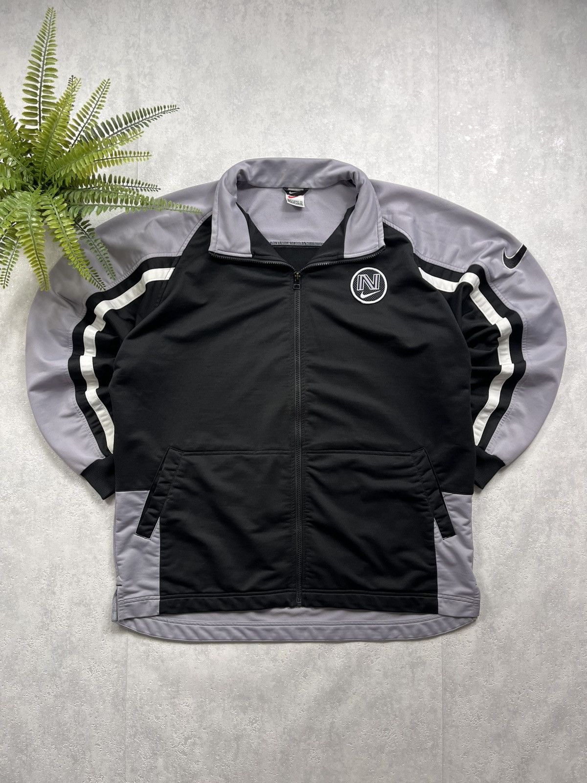 Nike × Vintage 90’s NIKE MULTILOGO RETRO SWOOSH Y2K RARE TRACK JACKET Size US L / EU 52-54 / 3 - 1 Thumbnail