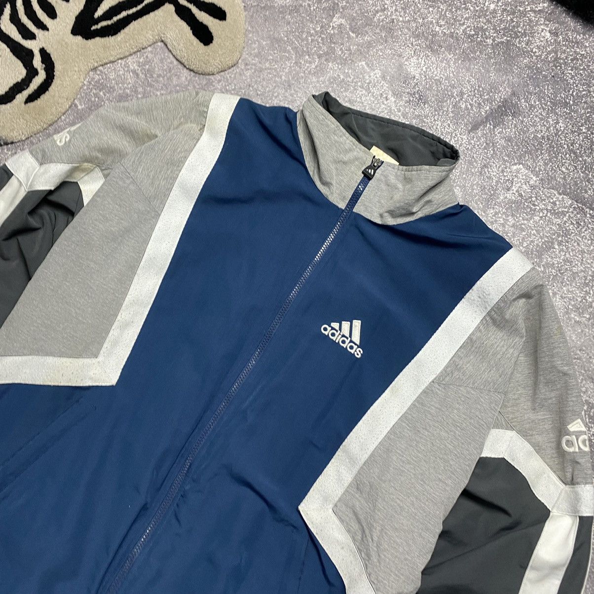 Vintage Vintage 90’s Adidas Small Logo Rare Overprinted Bomber jacke Size US L / EU 52-54 / 3 - 3 Thumbnail