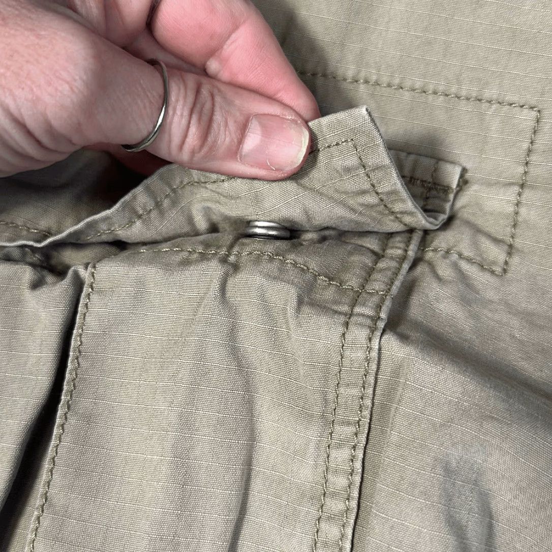 Levi's LEVI’S Cargo Utility Shorts 36 White Tab Khaki Mens Button Snap Pockets Ripstop Tan Blue Exterior Style Cargo Men 36 Shorts Size US 36 / EU 52 - 2 Thumbnail