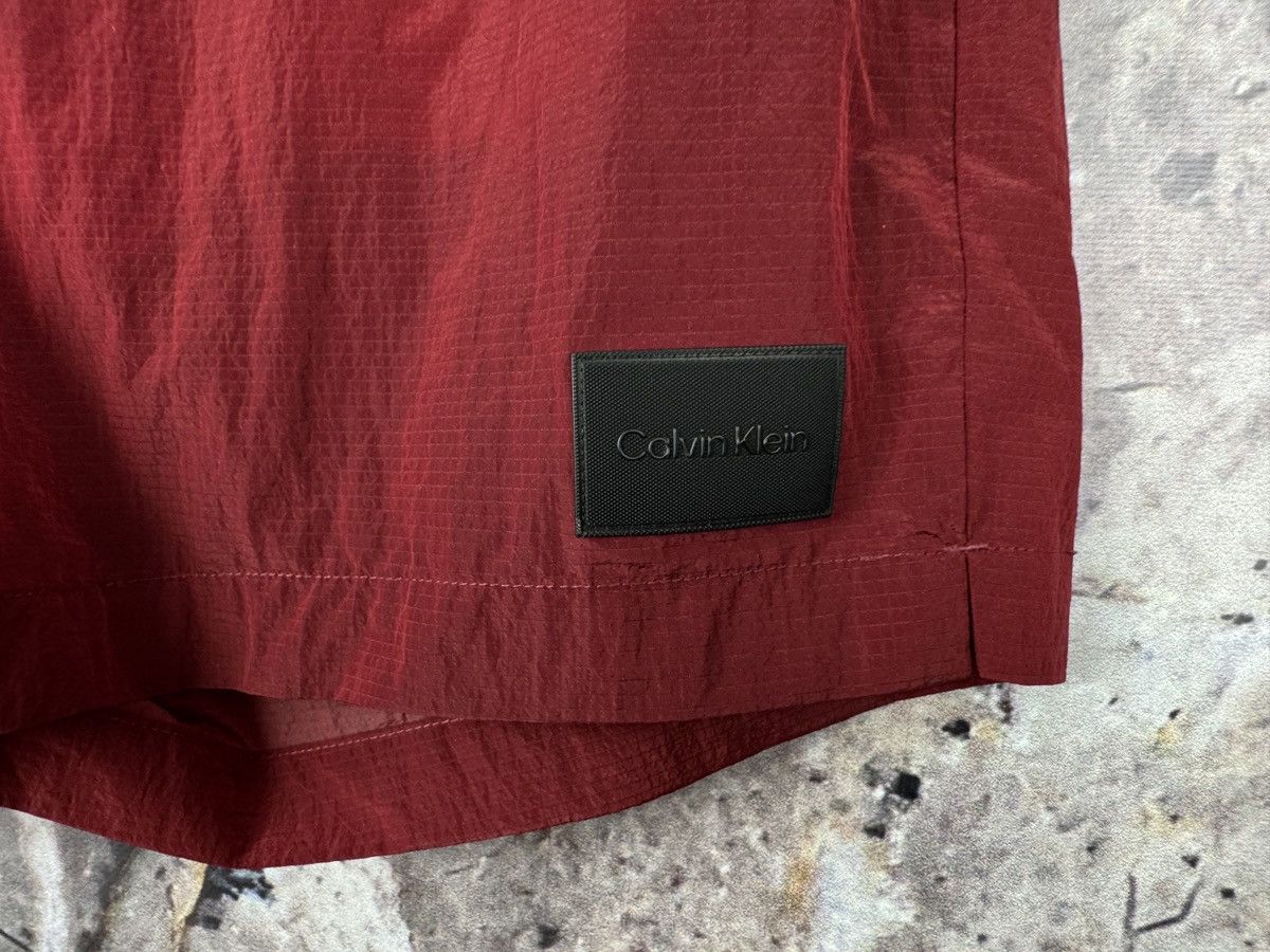 Tommy Hilfiger Men’s Calvin Klein Nylon Shorts Size Large Size US 36 / EU 52 - 4 Thumbnail