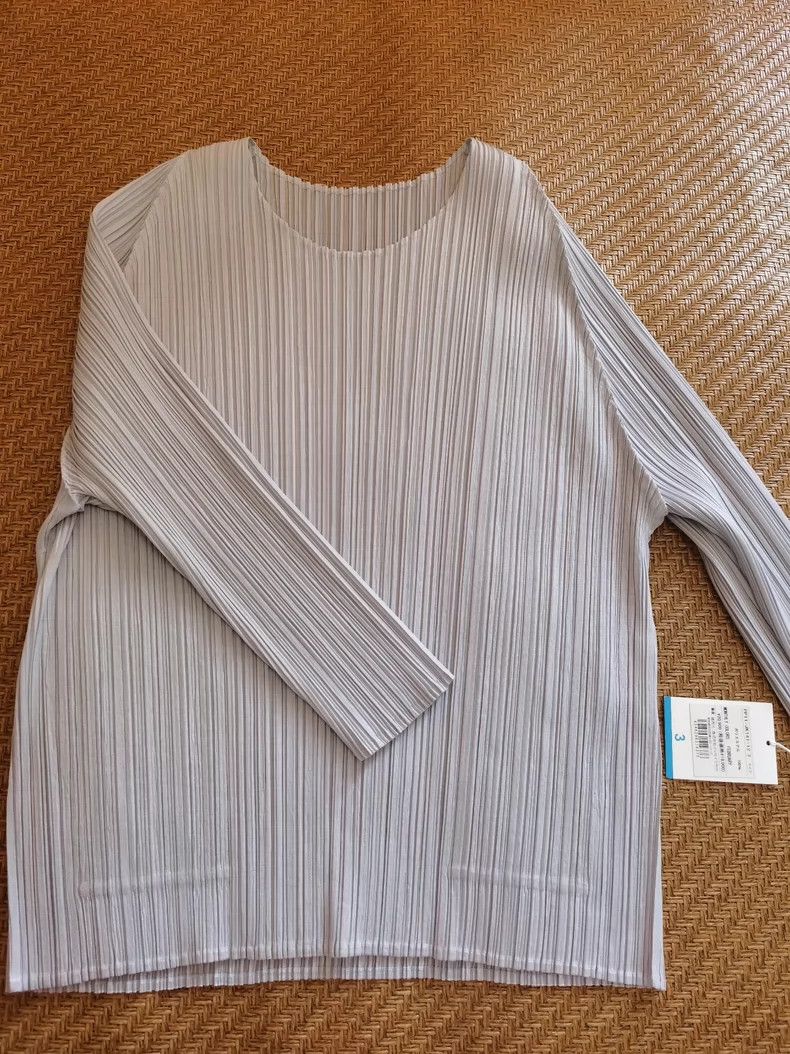 Issey Miyake Issey Miyake size;3 Grey pleated long-sleeved shirt Size XS / US 0-2 / IT 36-38 - 3 Thumbnail