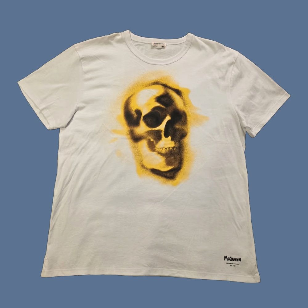 Alexander McQueen Alexander McQueen Spray Paint Stencil Skull T Shirt White Men's XL Size US XL / EU 56 / 4 - 1 Thumbnail