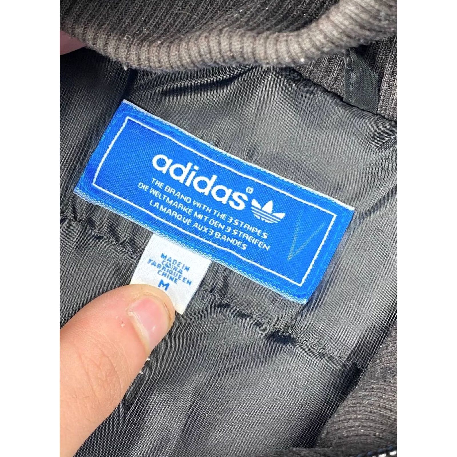 Adidas VINTAGE adidas Vest Hooded Jacket Men M Black Size US M / EU 48-50 / 2 - 5 Thumbnail