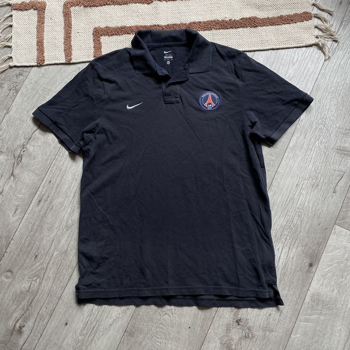 Nike NIKE Y2K DRILL PSG FC FADED POLO T SHIRT Size US XL / EU 56 / 4 - 1 Thumbnail