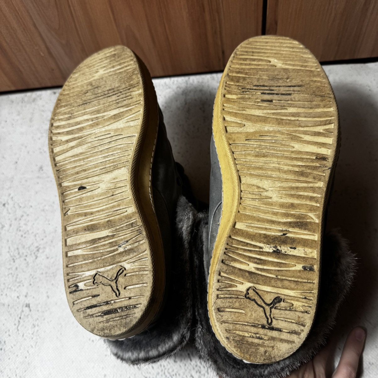 Alexander McQueen × Puma vintage alexander mcqueen x puma fuzzy sneakers rare 25 cm Size US 9 / IT 39 - 8 Thumbnail