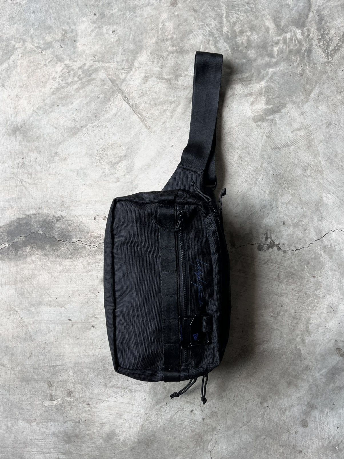 Yohji Yamamoto YOHJI YAMAMOTO x New Era SlingBag Size ONE SIZE - 15 Thumbnail