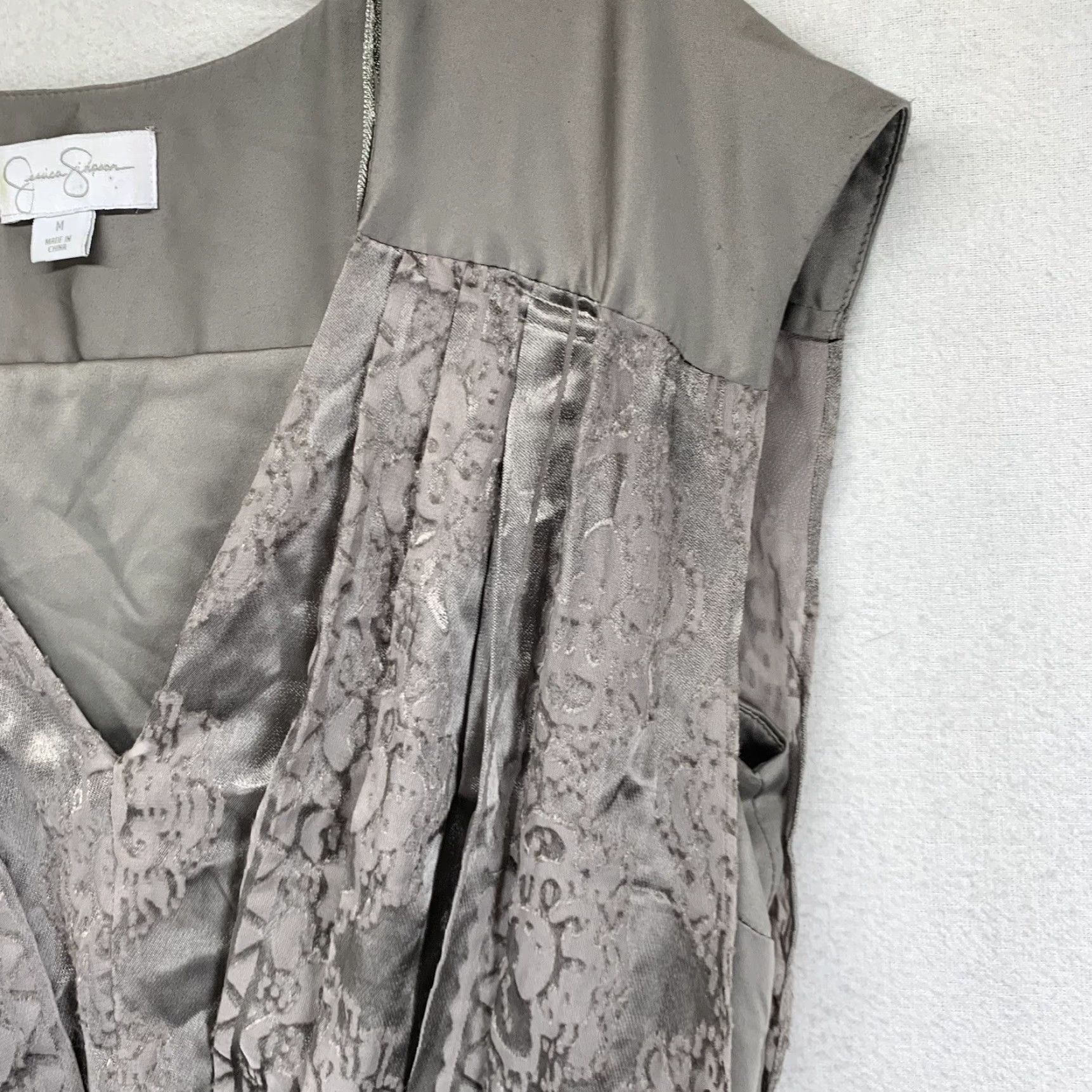 Jessica Simpson Jessica Simpson Dress Velvet Dark Silver Gray Pleats Sheer Size Medium Stretch Size M / US 6-8 / IT 42-44 - 7 Thumbnail