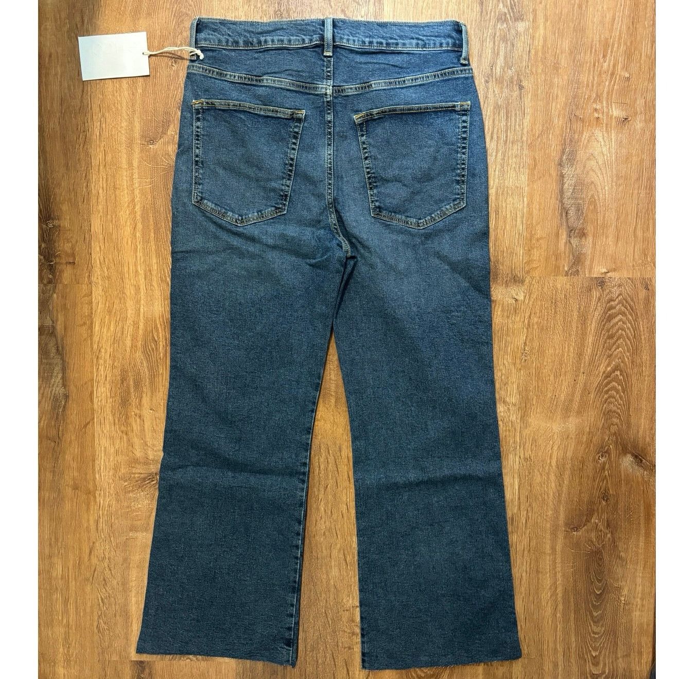 ETICA NWT Etica Anya HighWaist Crop Modern Flare Leg Jeans Size 30 Size 30" / US 8 / IT 44 - 7 Thumbnail