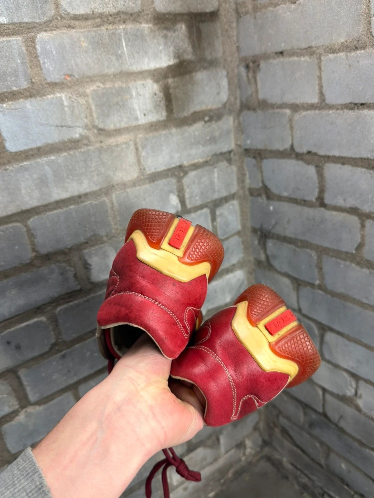 Prada Prada square toes archive 1999 red white leather trainers Size US 10 / EU 43 - 7 Thumbnail