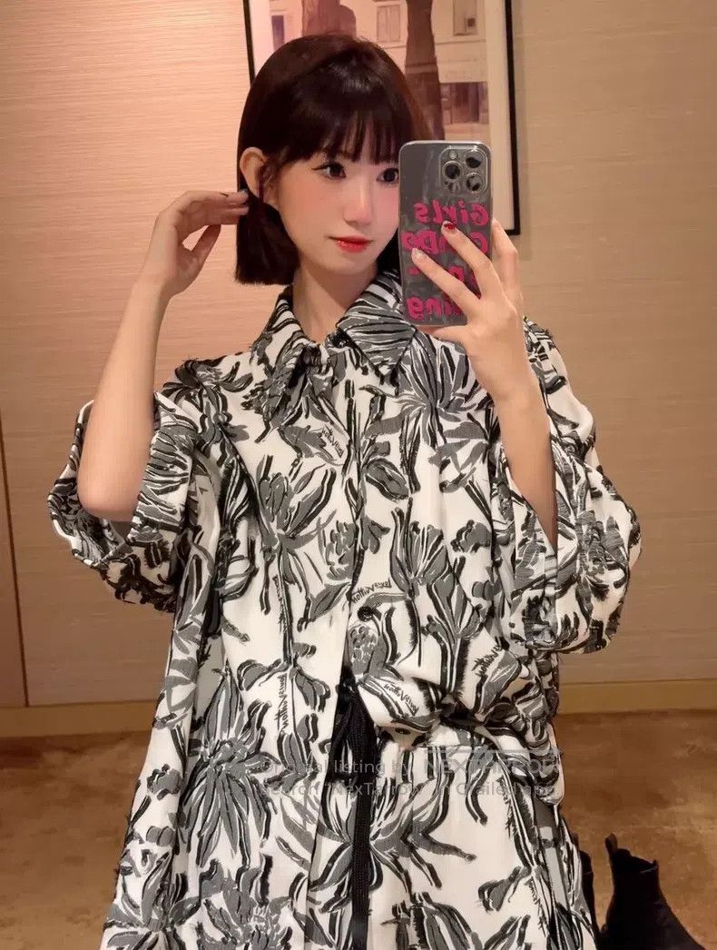 Louis Vuitton Louis Vuitton Yarn seagrass print short sleeve shirt Size US XS / EU 42 / 0 - 7 Thumbnail